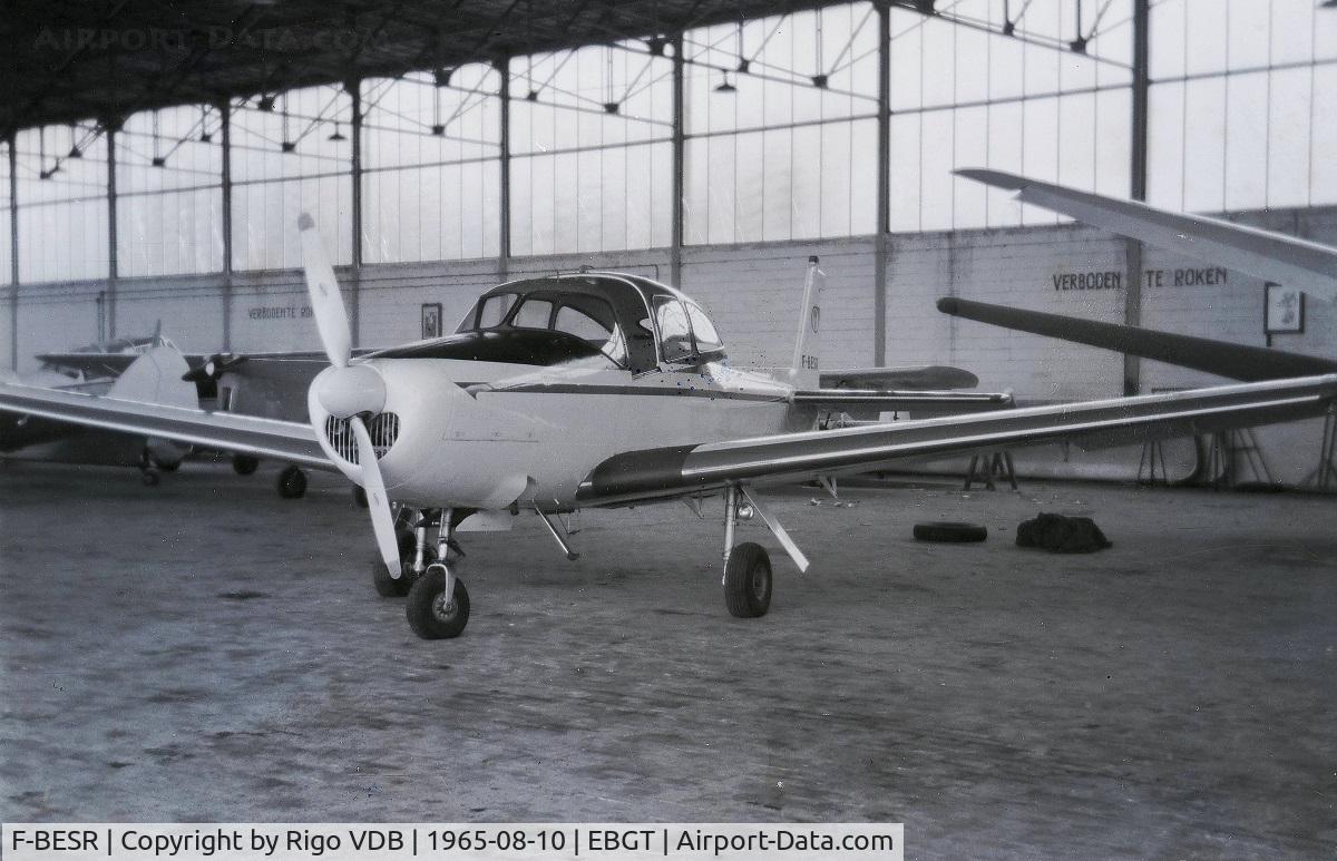F-BESR, North American Navion (NA-145) C/N NAV-4-831, Ghent airport in 1965.