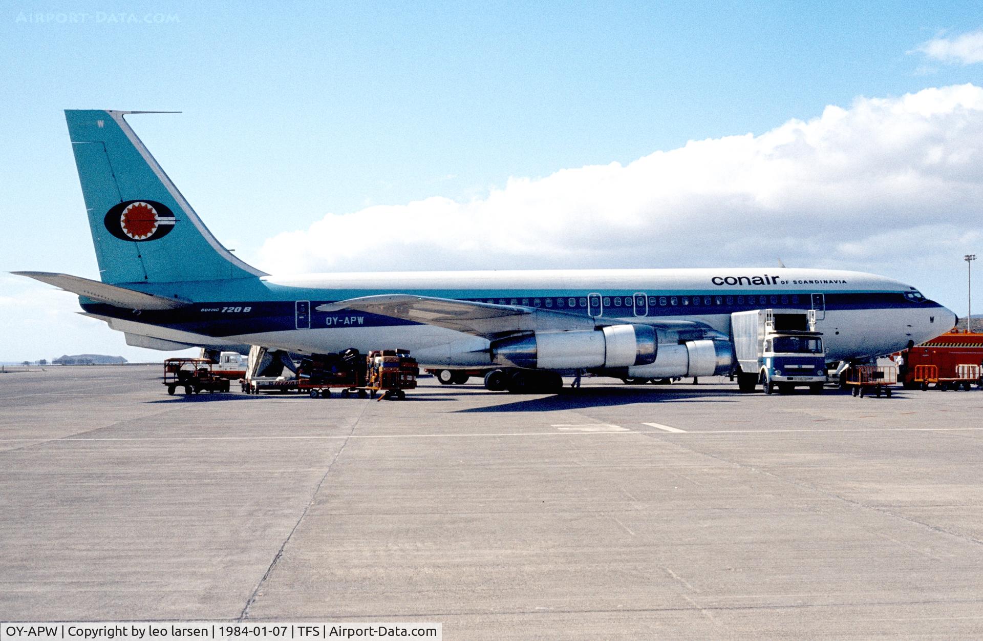 OY-APW, 1961 Boeing 720-051B C/N 18422, Tenerife 7.1.1984