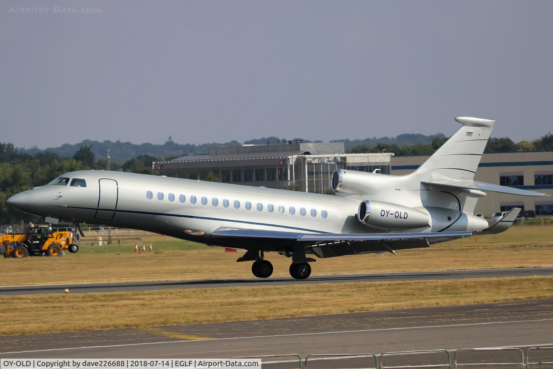 OY-OLD, Dassault Falcon 8X C/N 416, Air Alsie Falcon 8X landing at Farnborough for FIA18