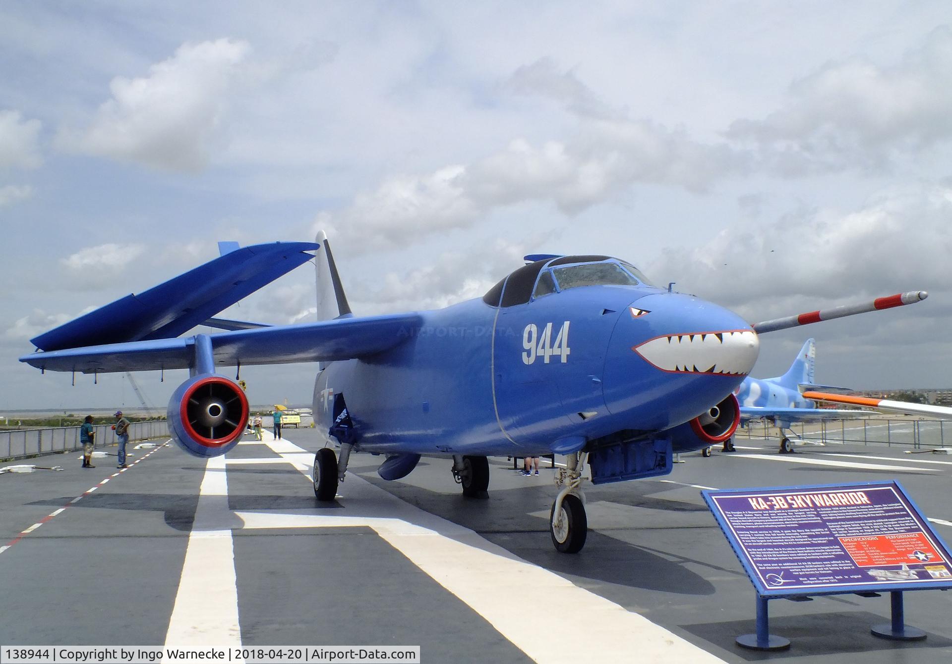 138944, Douglas KA-3B Skywarrior C/N 95/10805, Douglas KA-3B Skywarrior at the USS Lexington Museum, Corpus Christi TX