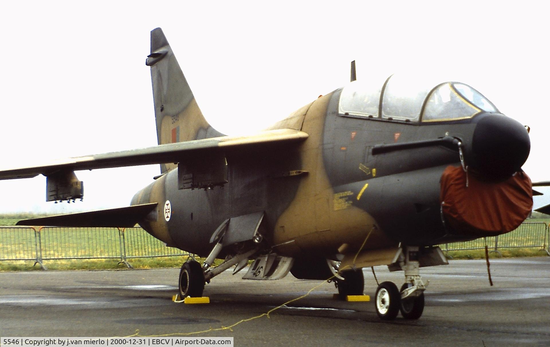 5546, LTV TA-7P Corsair II C/N A-105/TP-046, Chièvres USAF Airshow static display 80s