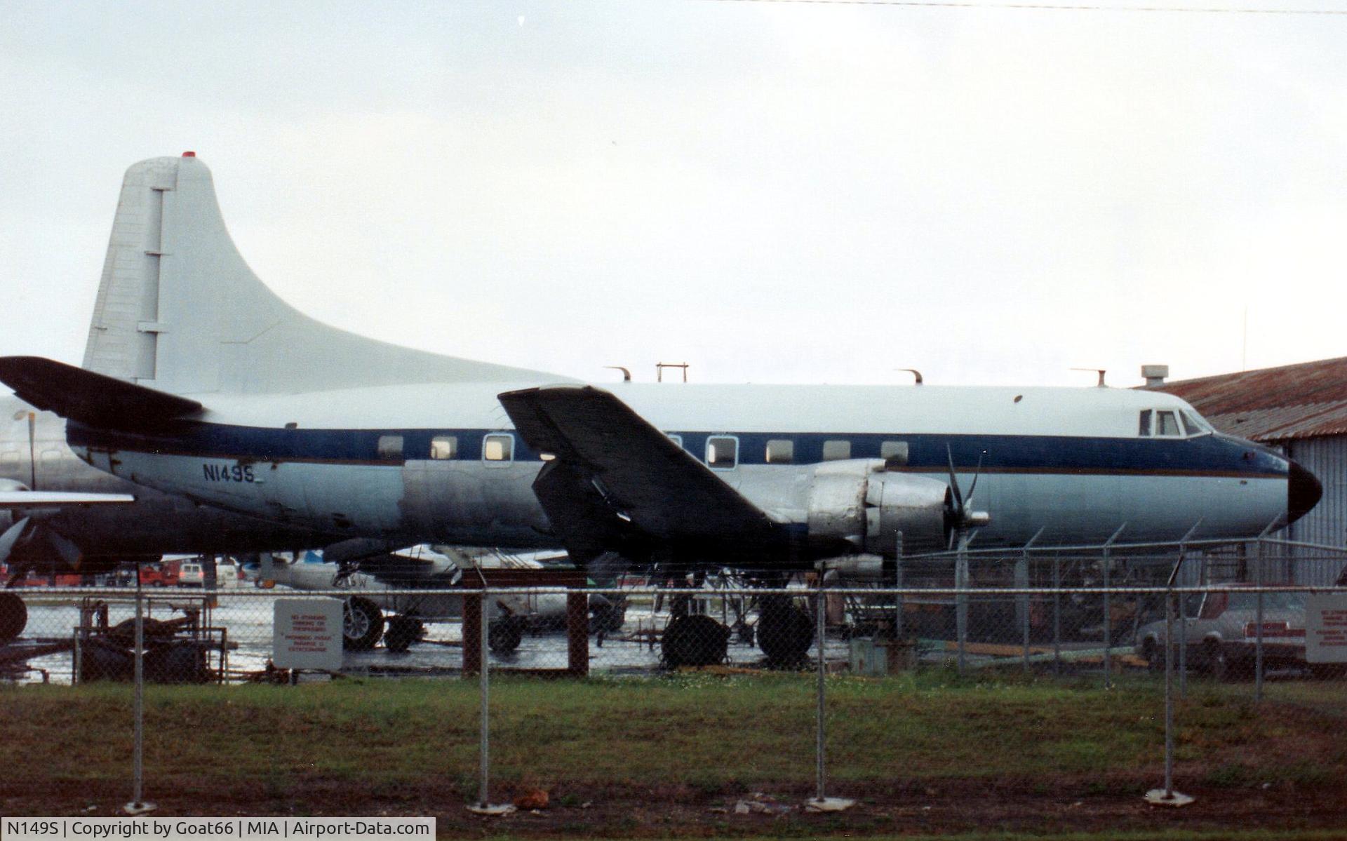 N149S, 1952 Martin 404 C/N 14141, Looking tired, MIA March 1990