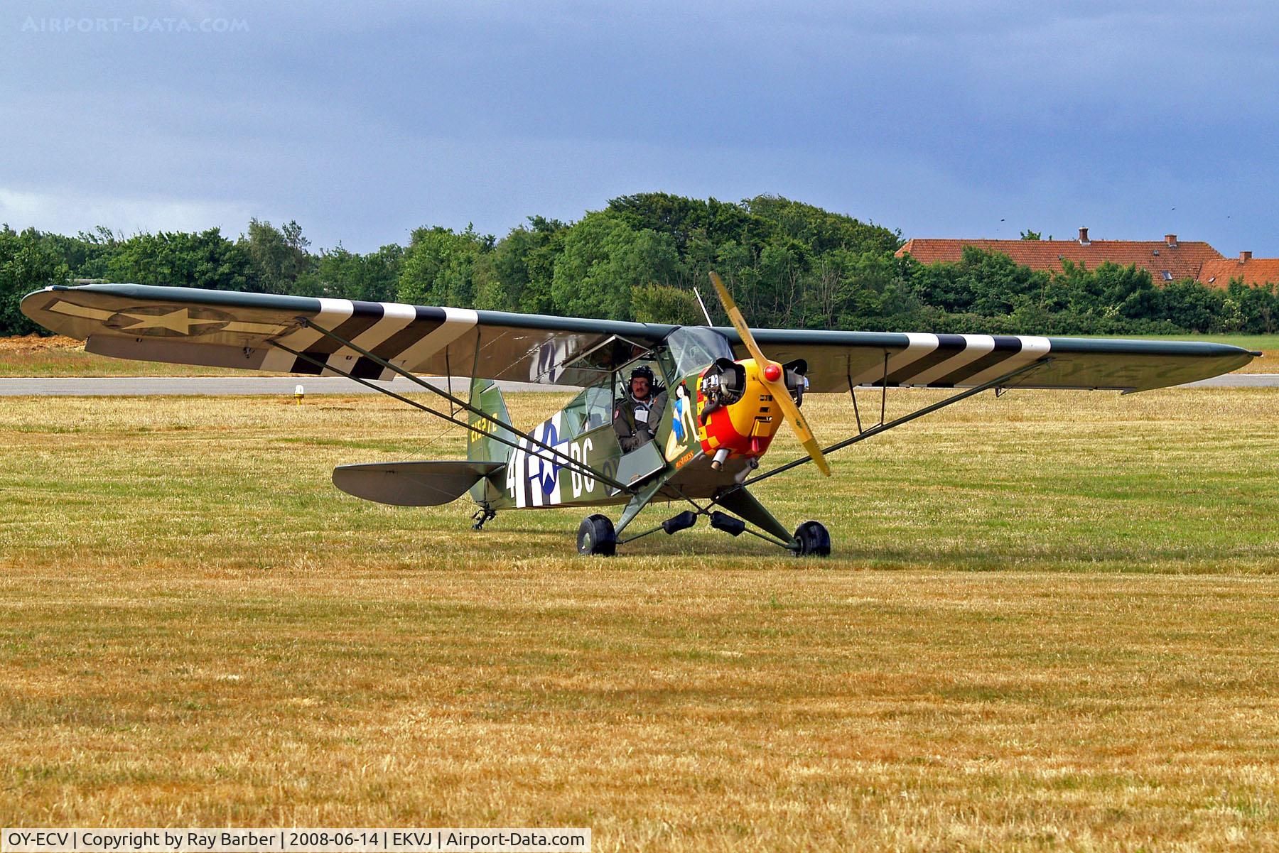 OY-ECV, 1942 Piper J3C-65 Cub Cub C/N 8391, OY-ECV   (42-15272) Piper O-59A Grasshopper [8391] Stauning~OY 14/06/2008