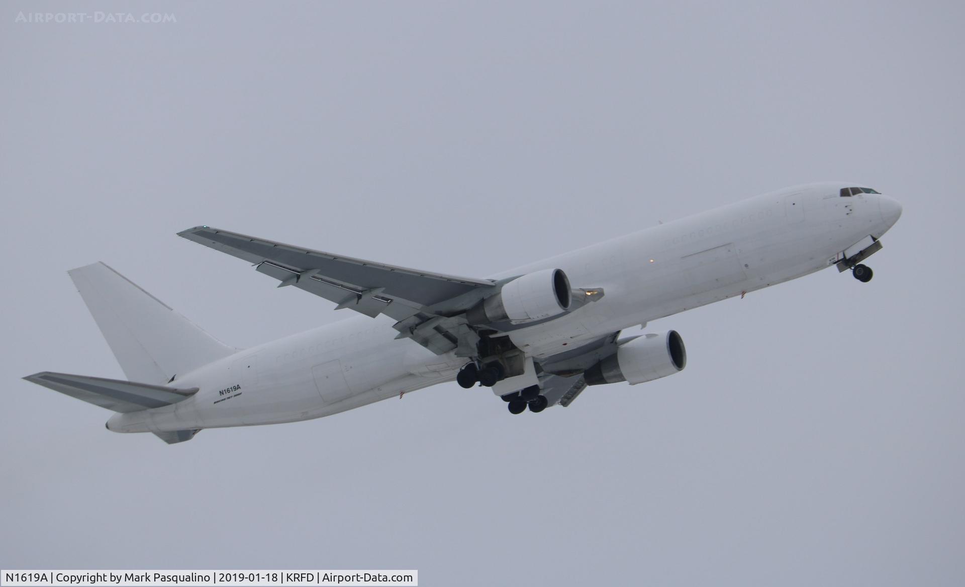 N1619A, 1993 Boeing 767-3Y0/ER C/N 26208, Boeing 767-3Y0/ER