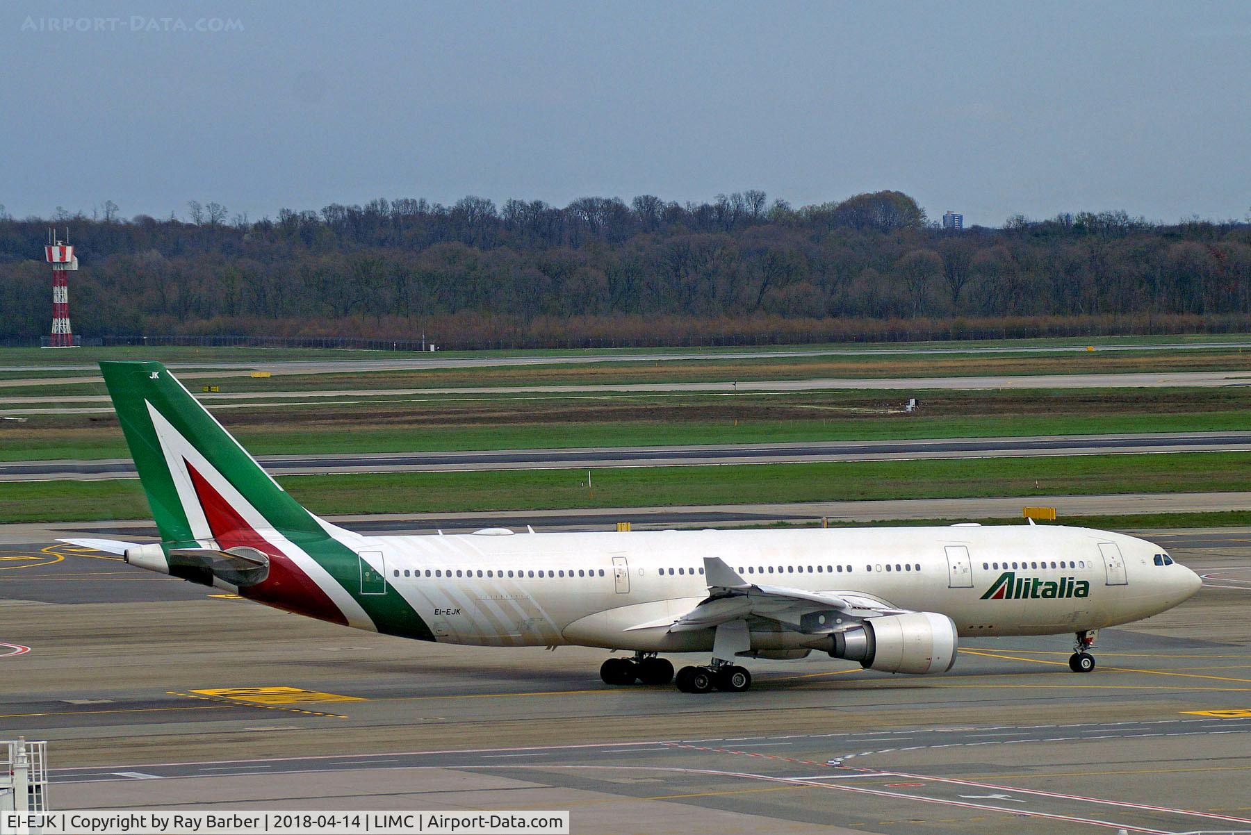 EI-EJK, 2011 Airbus A330-202 C/N 1252, EI-EJK   Airbus A330-202 [1252] (Alitalia) Milan-Malpensa~I 14/04/2018