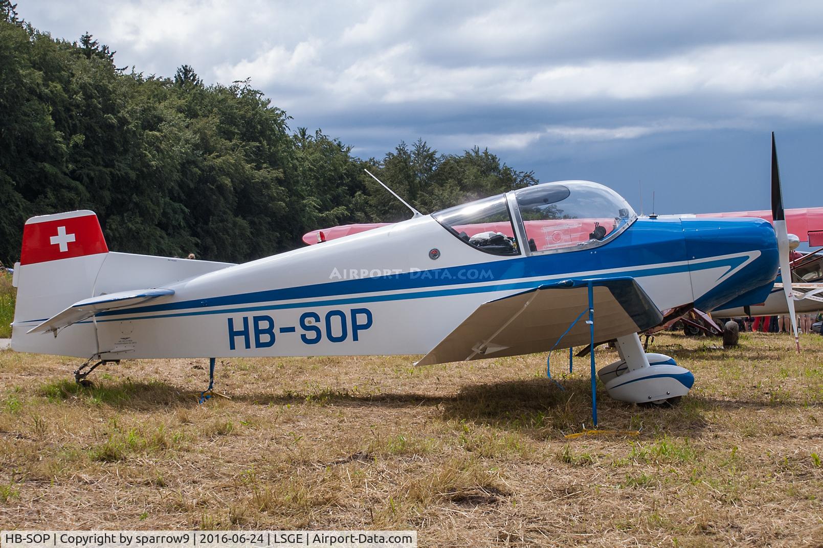 HB-SOP, 1958 Uetz Jodel D-11 C/N 931-13, Swiss-built Jodel D-11. First registered from 1958-09-27 until accident 1977-11-04. Rebuilt and reregistered 2013-01-25. Seen at RIO Ecuvillens.