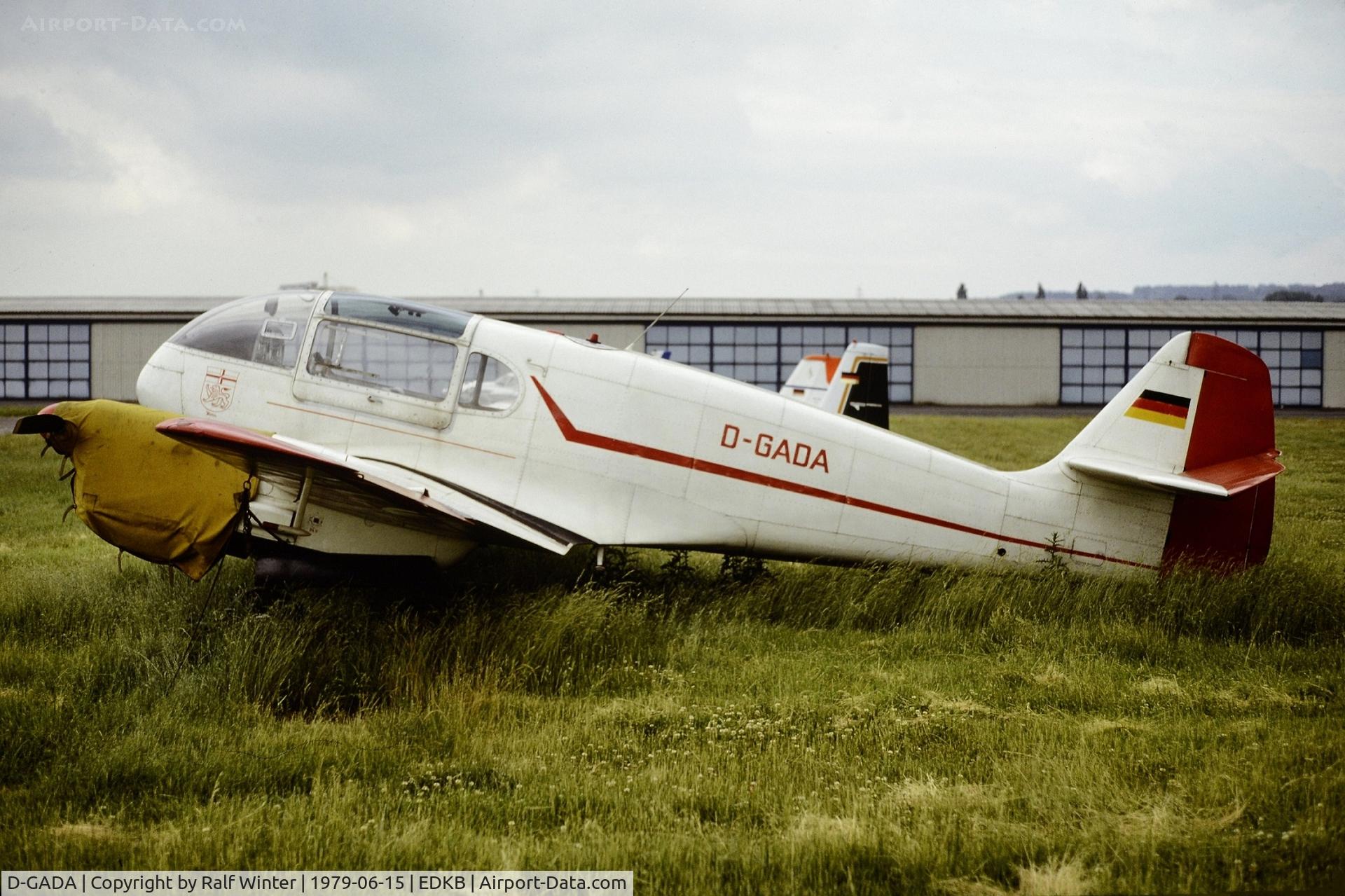 D-GADA, Let Ae-145 Super Aero 145 C/N 15-018, Aero 145Z - H. Simon privat - 15-018 - D-GADA - 15.06.1979 - EDKB Bonn Hangelar