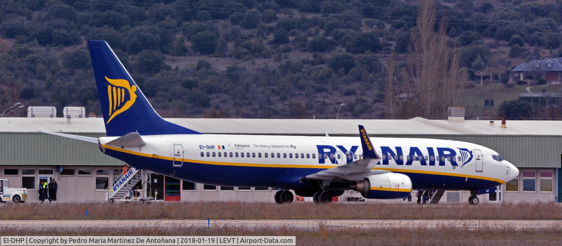 EI-DHP, 2005 Boeing 737-8AS C/N 33579, Foronda - Vitoria-Gasteiz - Euskadi - España