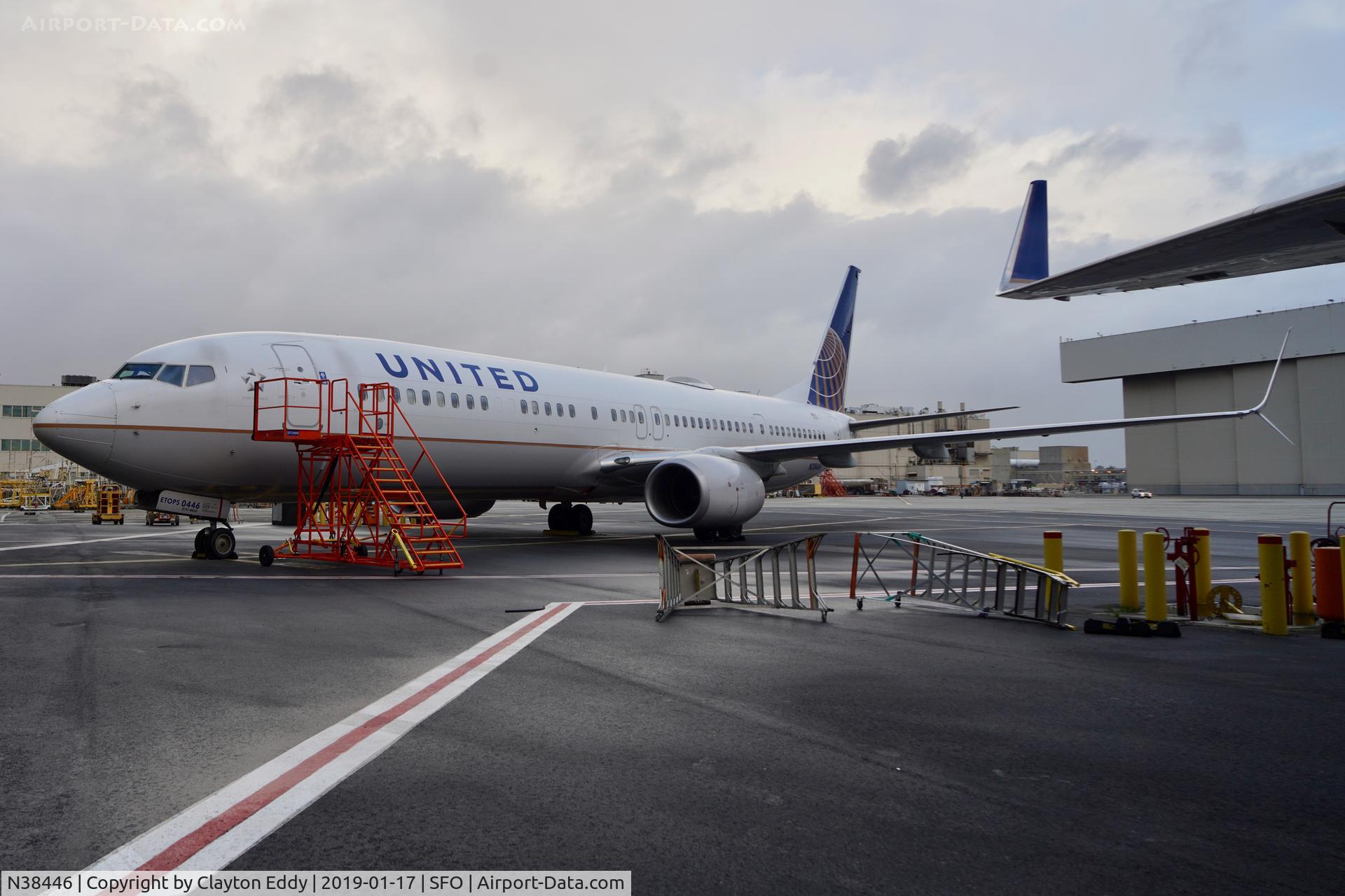 N38446, 2012 Boeing 737-924/ER C/N 31661, SFO 2019.