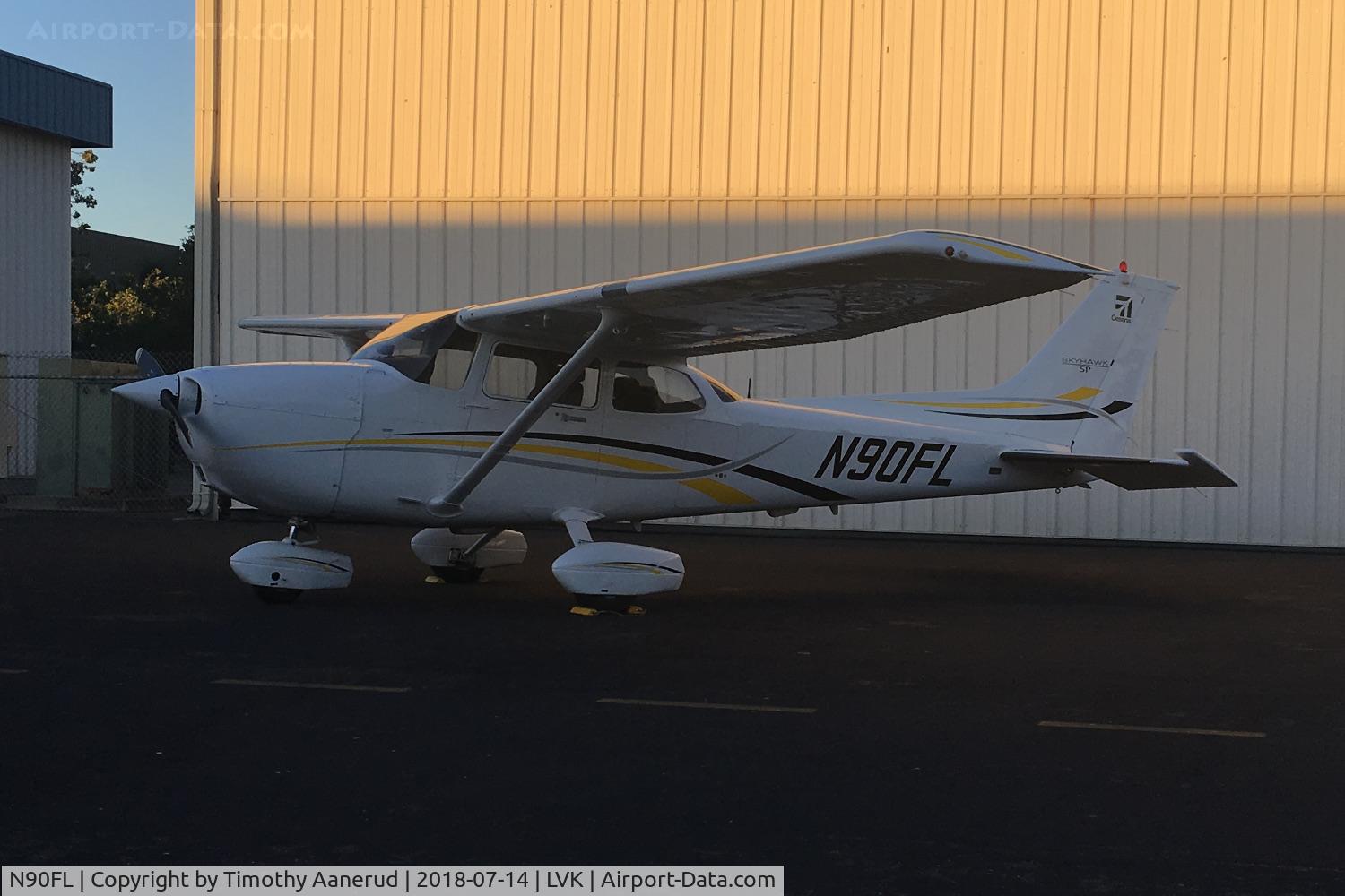 N90FL, 1998 Cessna 172R Skyhawk C/N 17280562, 1998 Cessna 172R Skyhawk, c/n: 17280562