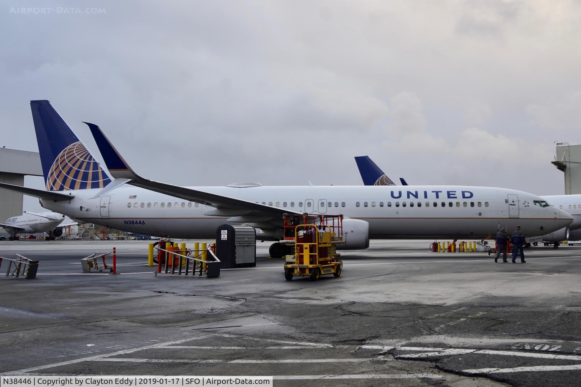 N38446, 2012 Boeing 737-924/ER C/N 31661, SFO 2019.