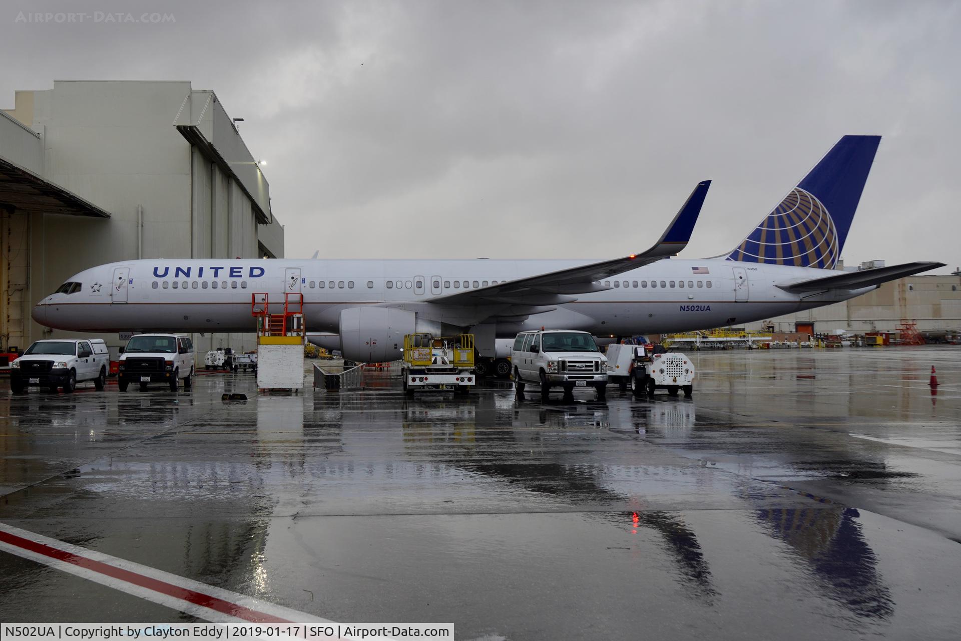 N502UA, 1989 Boeing 757-222 C/N 24623, N502UA