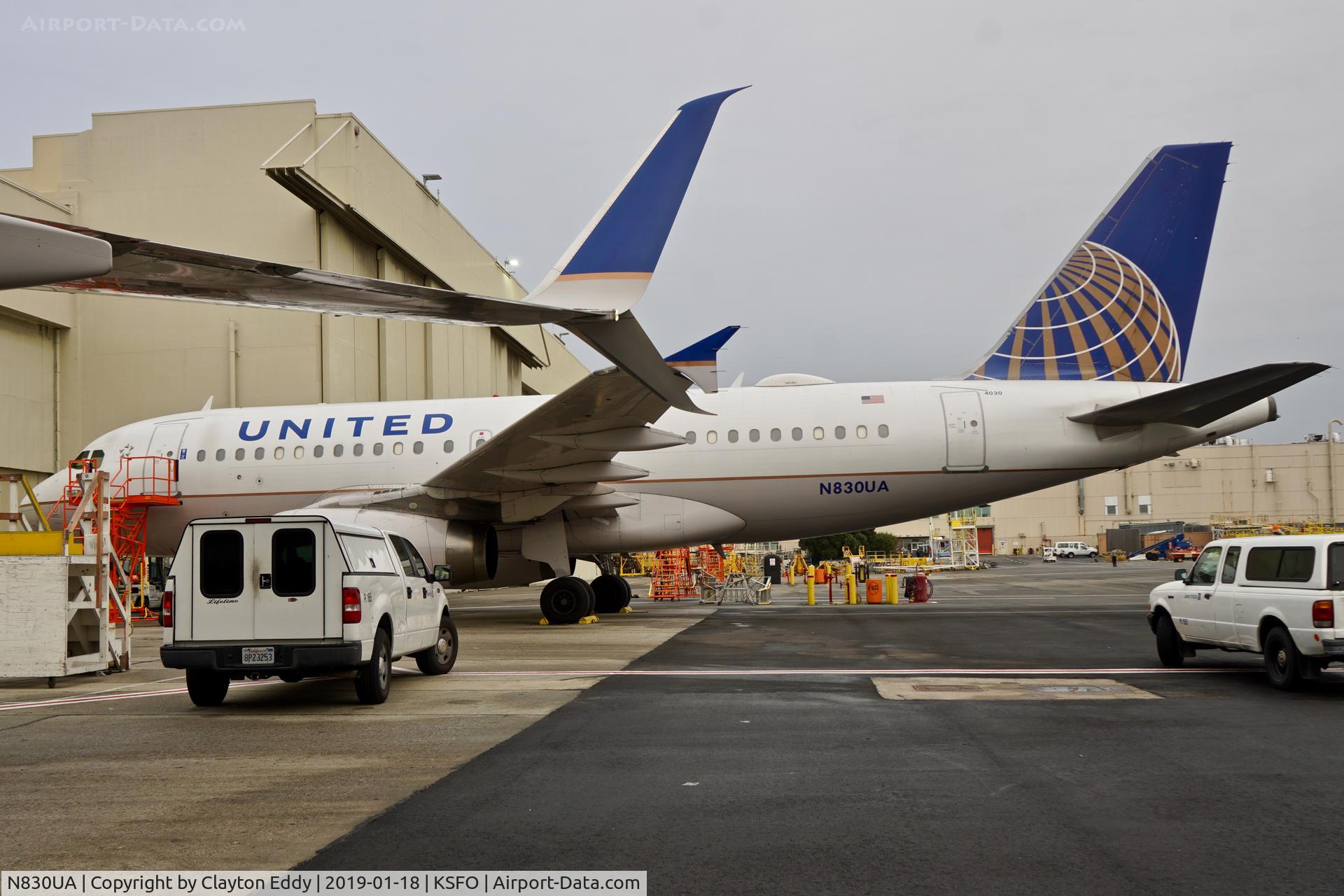 N830UA, 2000 Airbus A319-131 C/N 1243, SFO 2019.