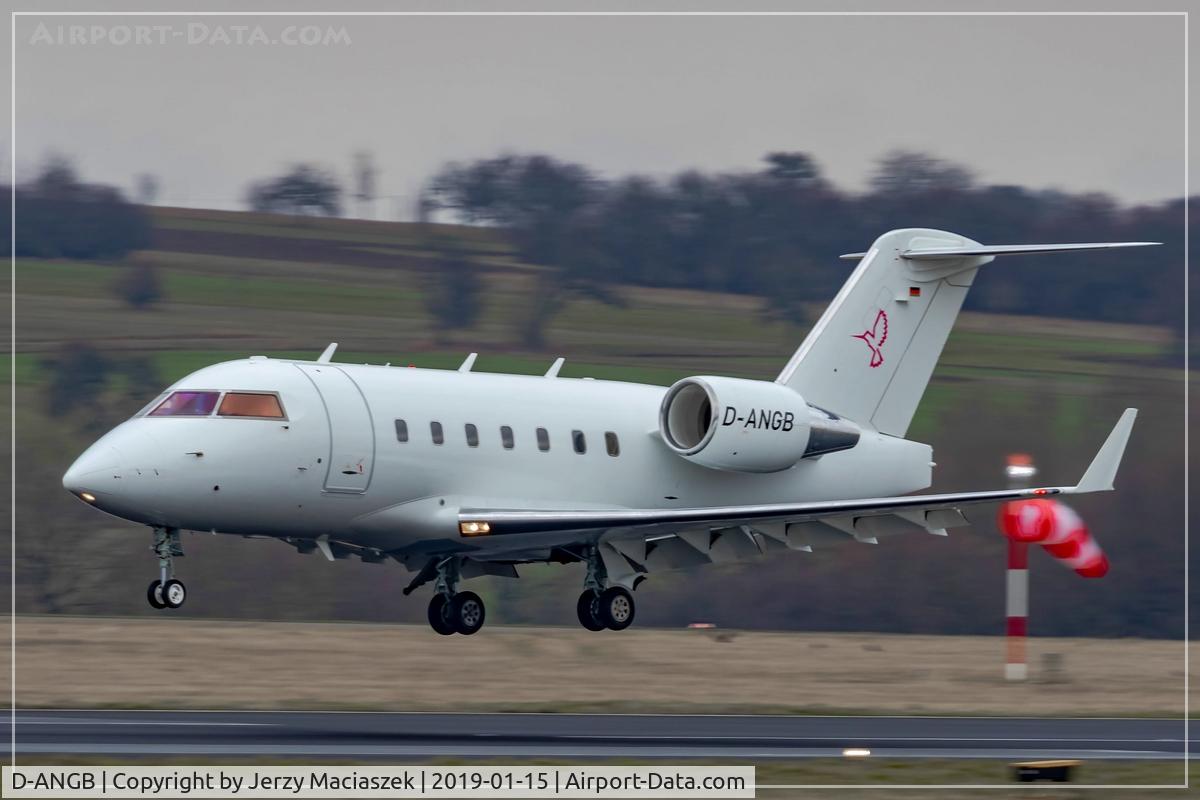 D-ANGB, 2002 Bombardier Challenger 604 (CL-600-2B16) C/N 5541, Bombardier Challenger 604