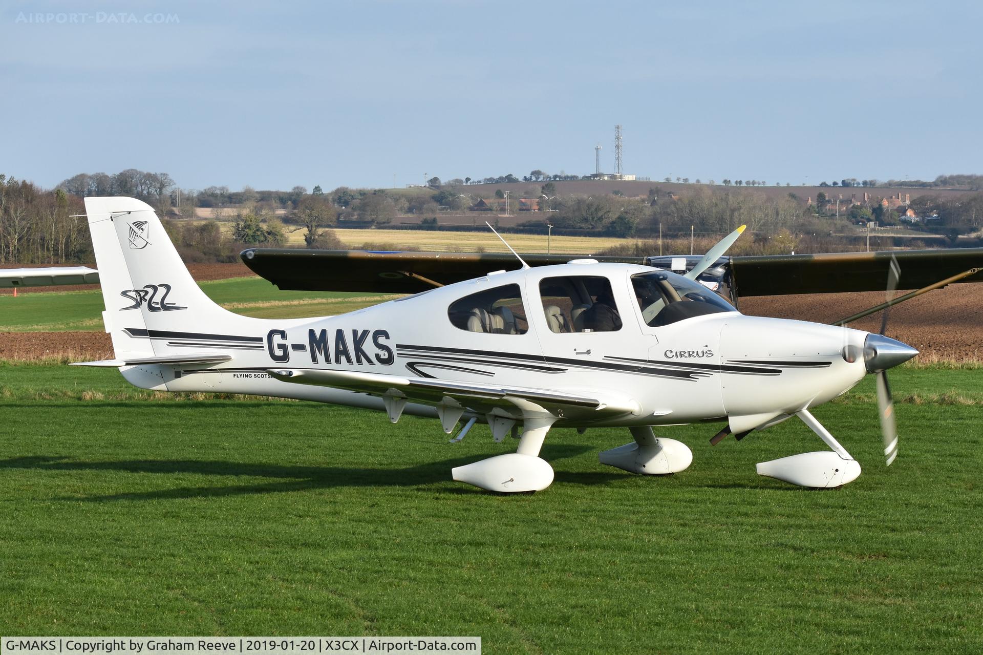 G-MAKS, 2002 Cirrus SR22 C/N 0367, Just landed at Northrepps.