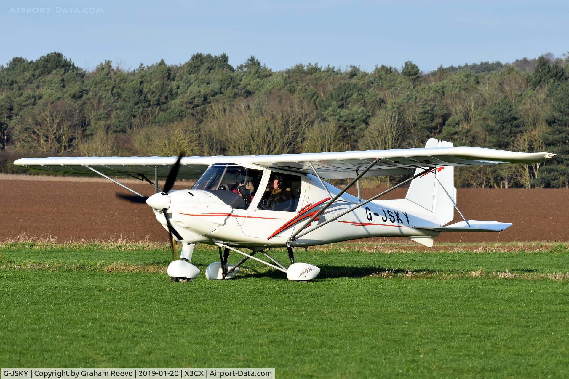 G-JSKY, 2013 Comco Ikarus C42 FB80 Bravo C/N 1308-7272, Departing from Northrepps.