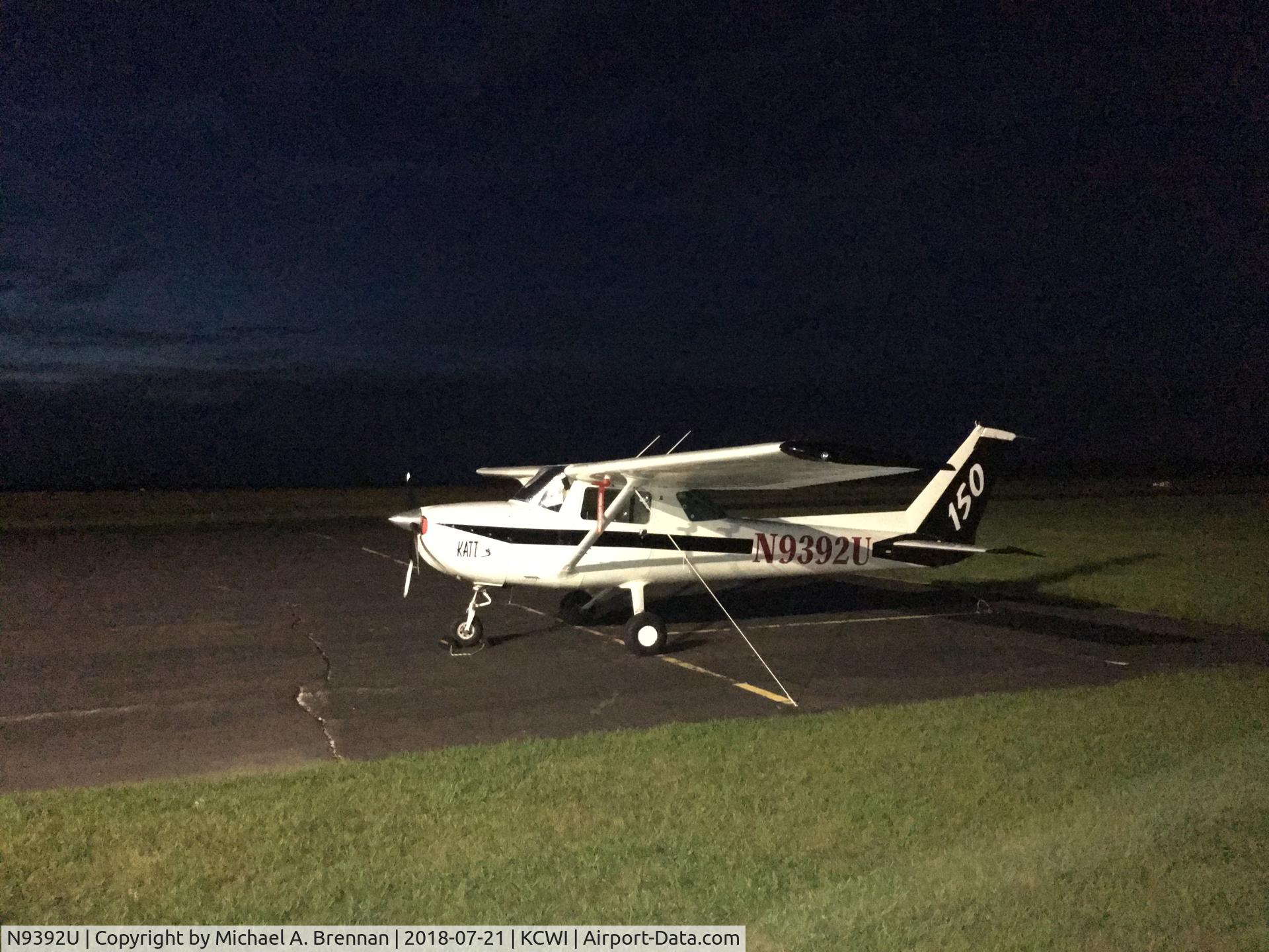 N9392U, 1976 Cessna 150M C/N 15078340, At KCWI for the 150 - 152 Fly-in at Clinton IA