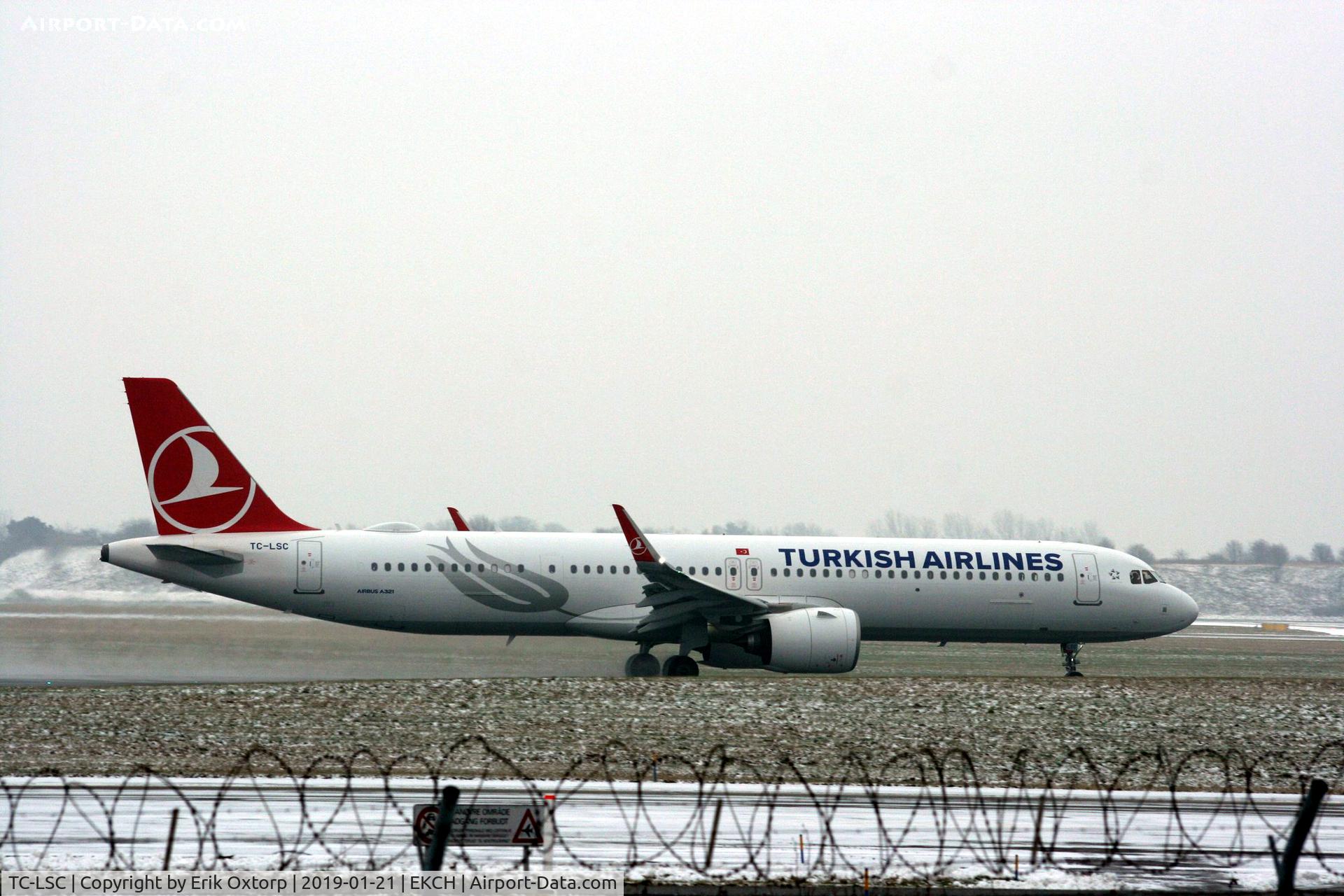 TC-LSC, 2017 Airbus A321-271NX C/N 8617, Taking off rw 22L