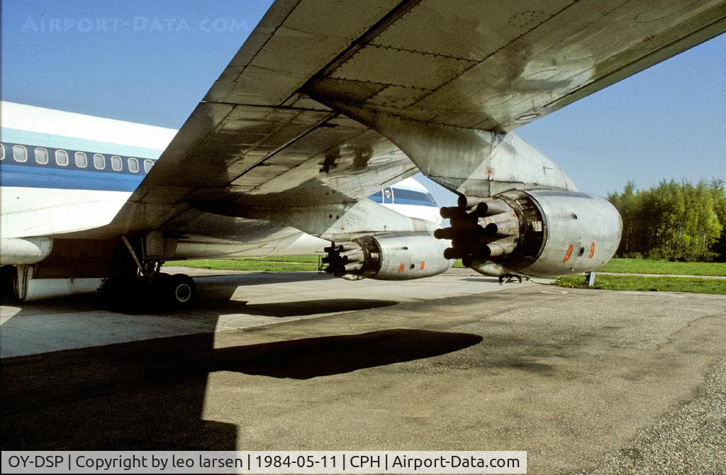 OY-DSP, 1961 Boeing 720-025 C/N 18241, Copenhagen 11.5.1984 with JT3C-7 Turbojet engines
