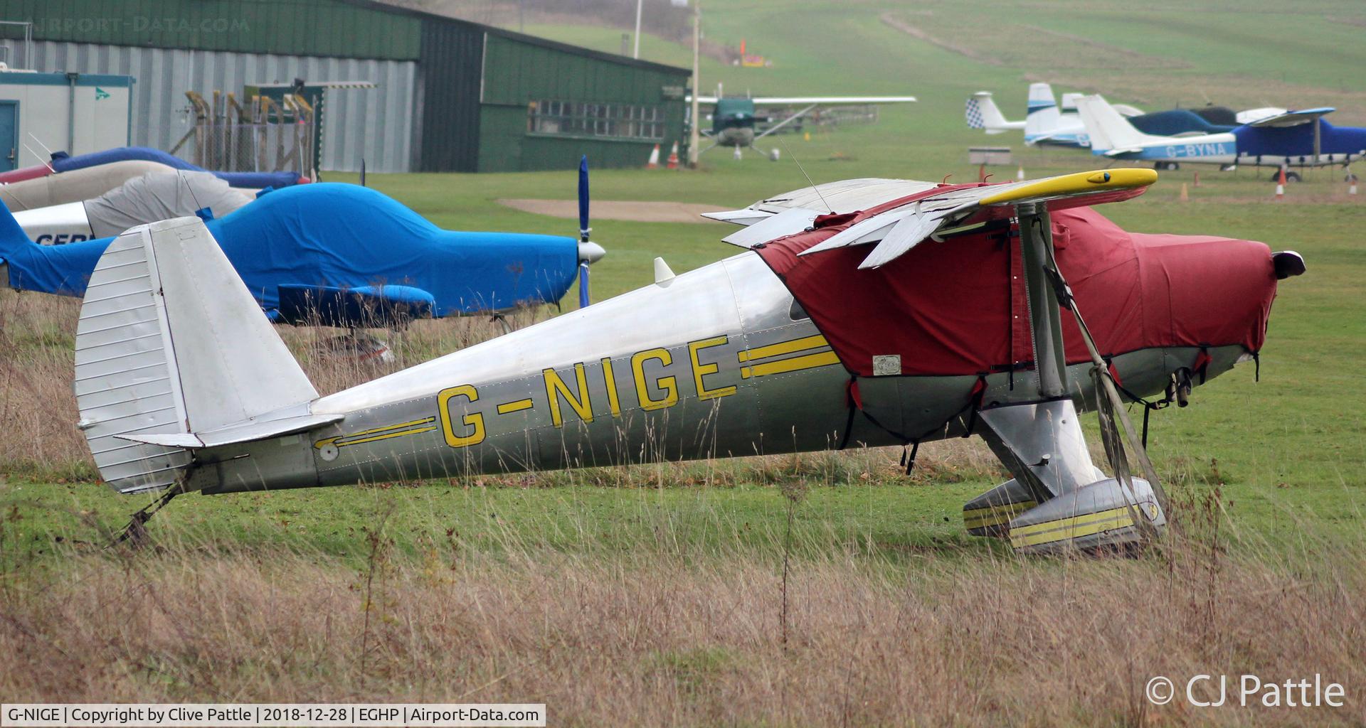 G-NIGE, 1946 Luscombe 8E Silvaire C/N 3525, Parked at Popham