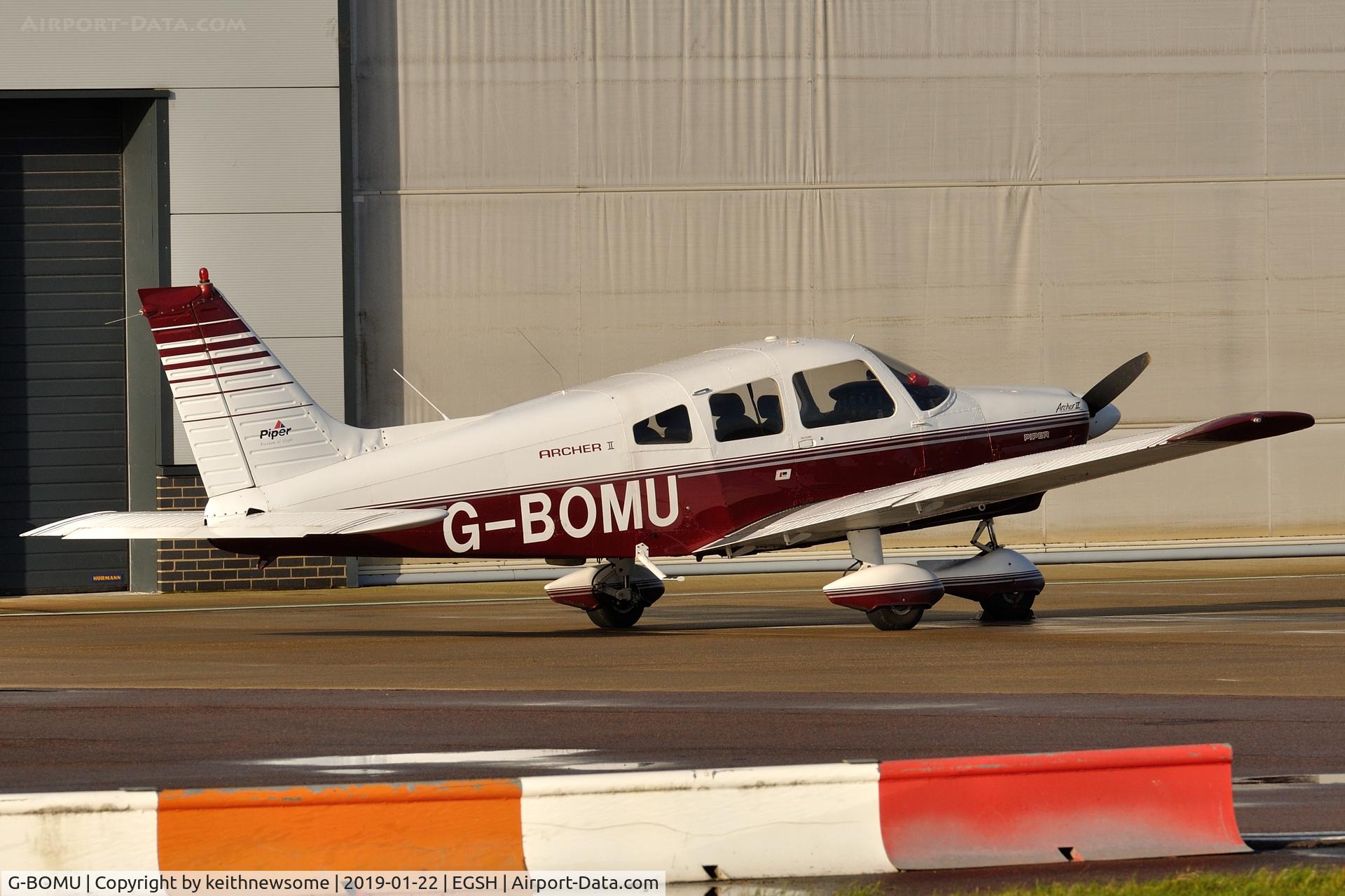 G-BOMU, 1977 Piper PA-28-181 Cherokee Archer II C/N 28-7790318, Nice Visitor.