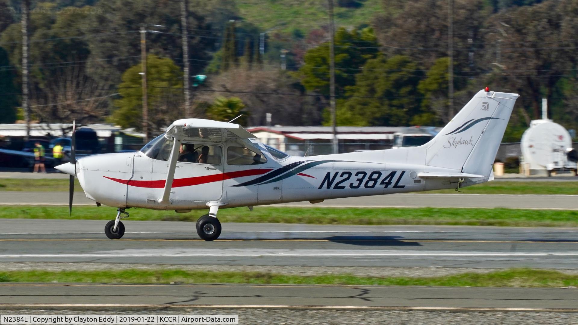 N2384L, 1999 Cessna 172R C/N 17280706, Buchanan Field Concord California 2019.