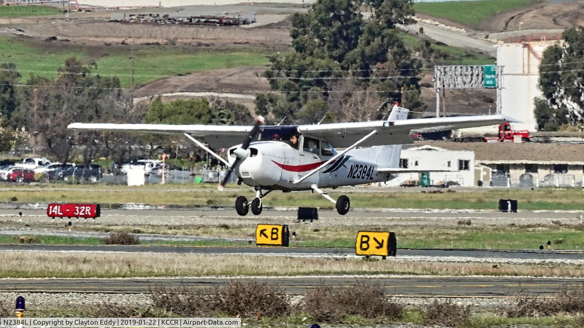 N2384L, 1999 Cessna 172R C/N 17280706, Buchanan Field Concord California 2019.