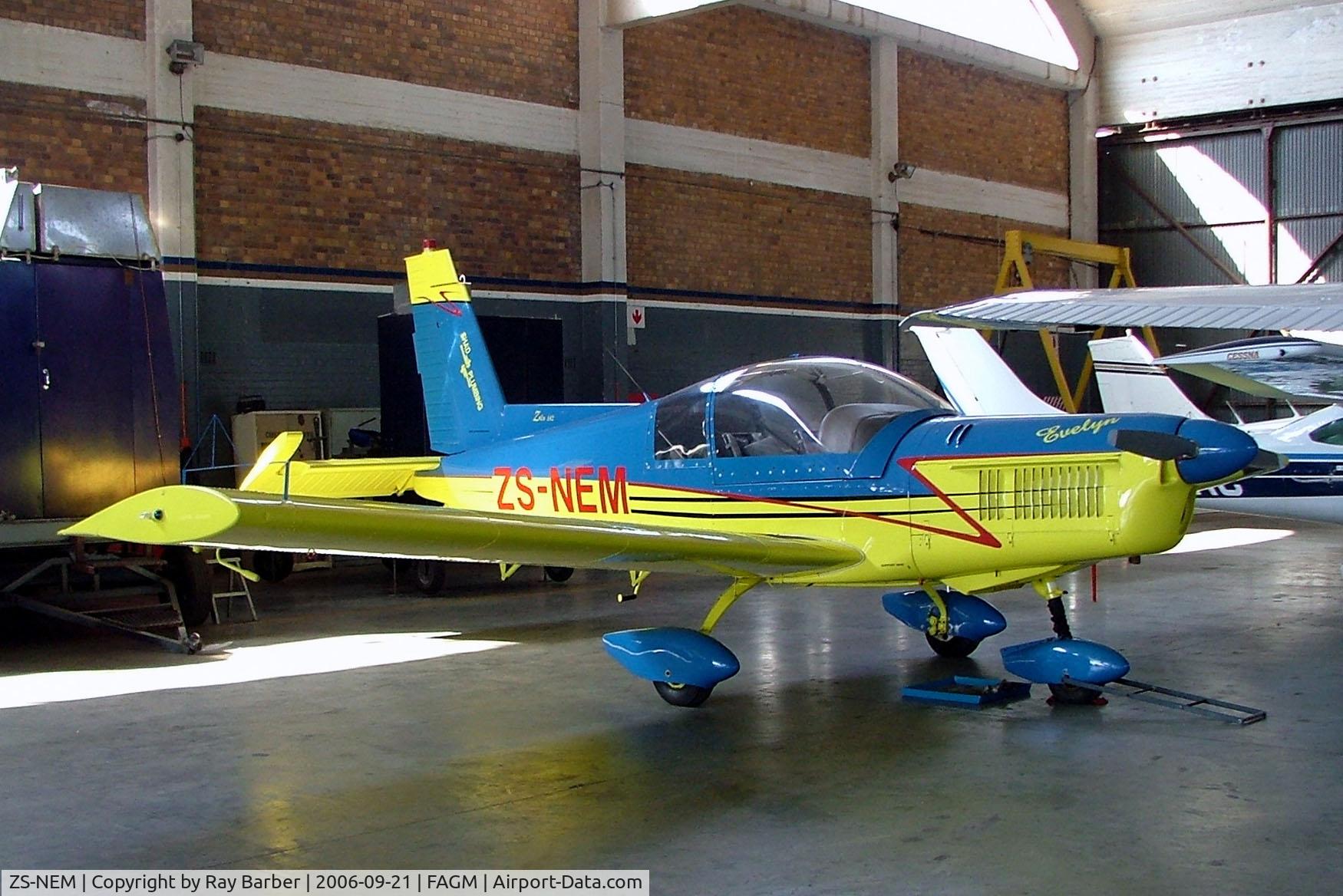 ZS-NEM, 1992 Zlin Z-142C C/N 0542, ZS-NEM   Zlin Z.142C [0542] Rand~ZS 21/09/2006