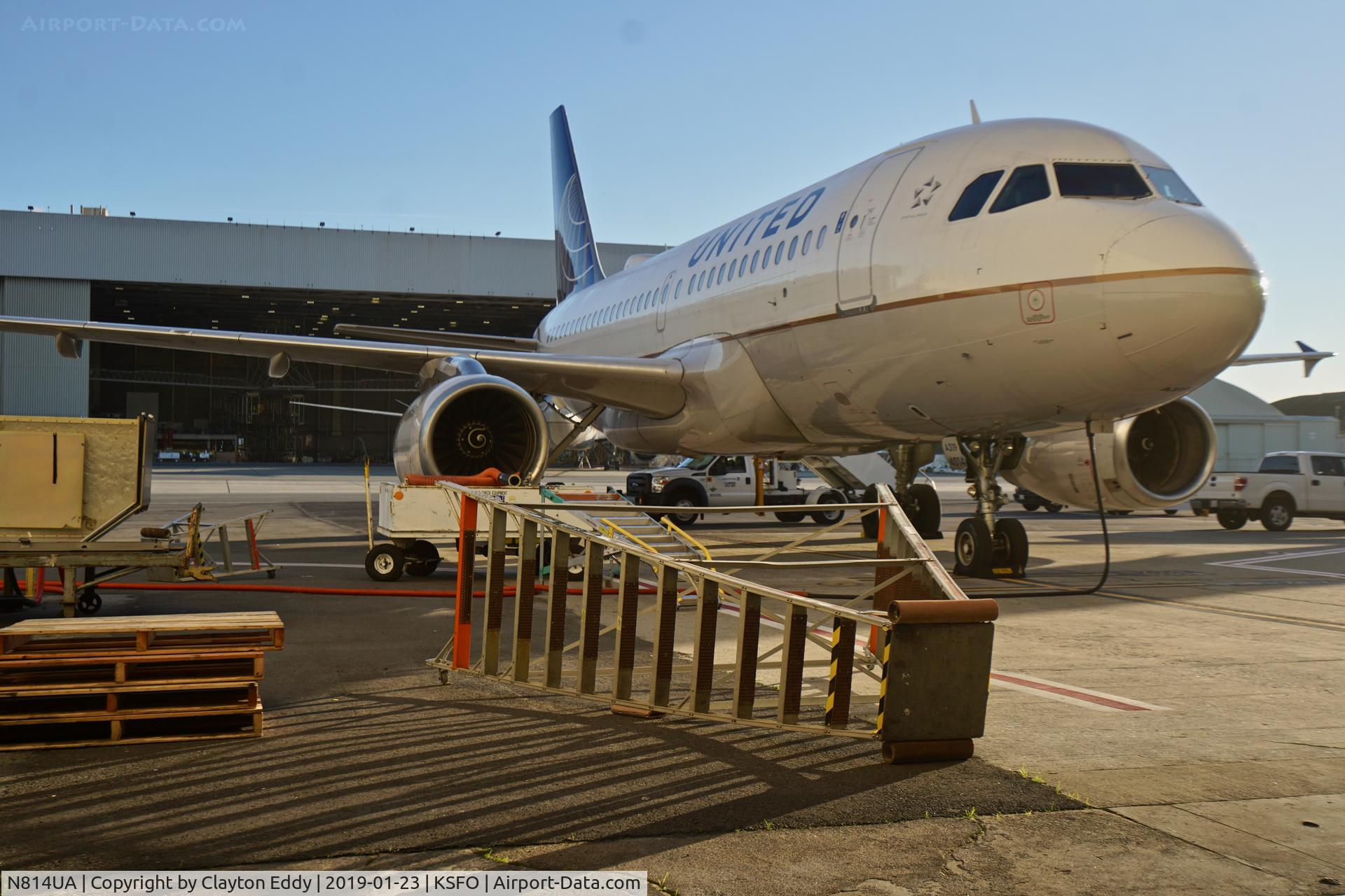 N814UA, 1998 Airbus A319-131 C/N 862, SFO 2019.