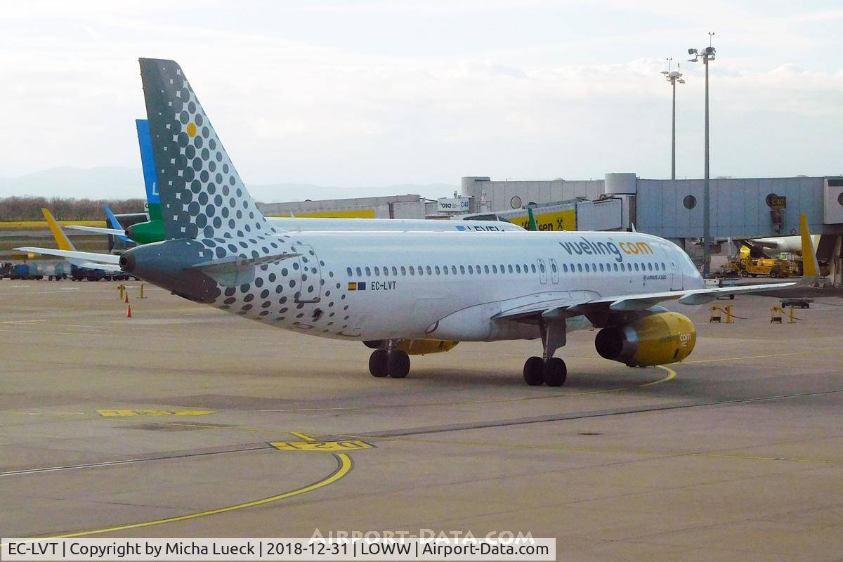 EC-LVT, 2013 Airbus A320-232 C/N 5612, At Vienna