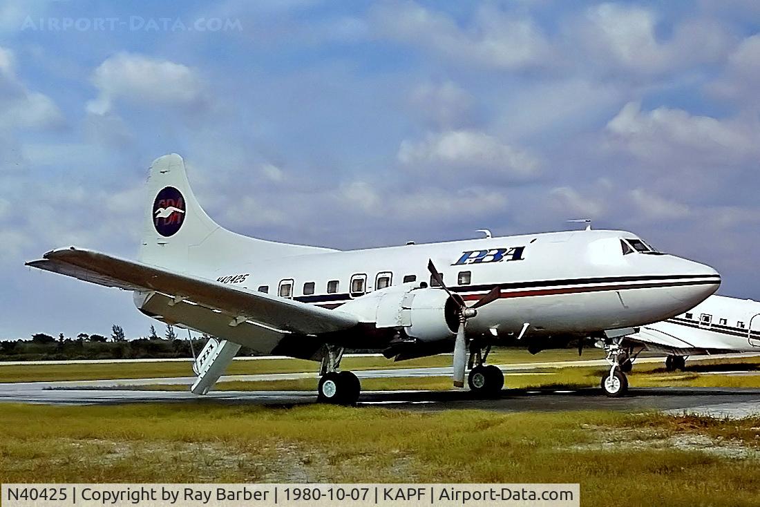 N40425, 1952 Martin 404 C/N 14131, N40425   Martin 4-0-4 [14131] (PBA-Provincetown-Boston Airline) Naples-Municipal~N 07/10/1980. From a slide.