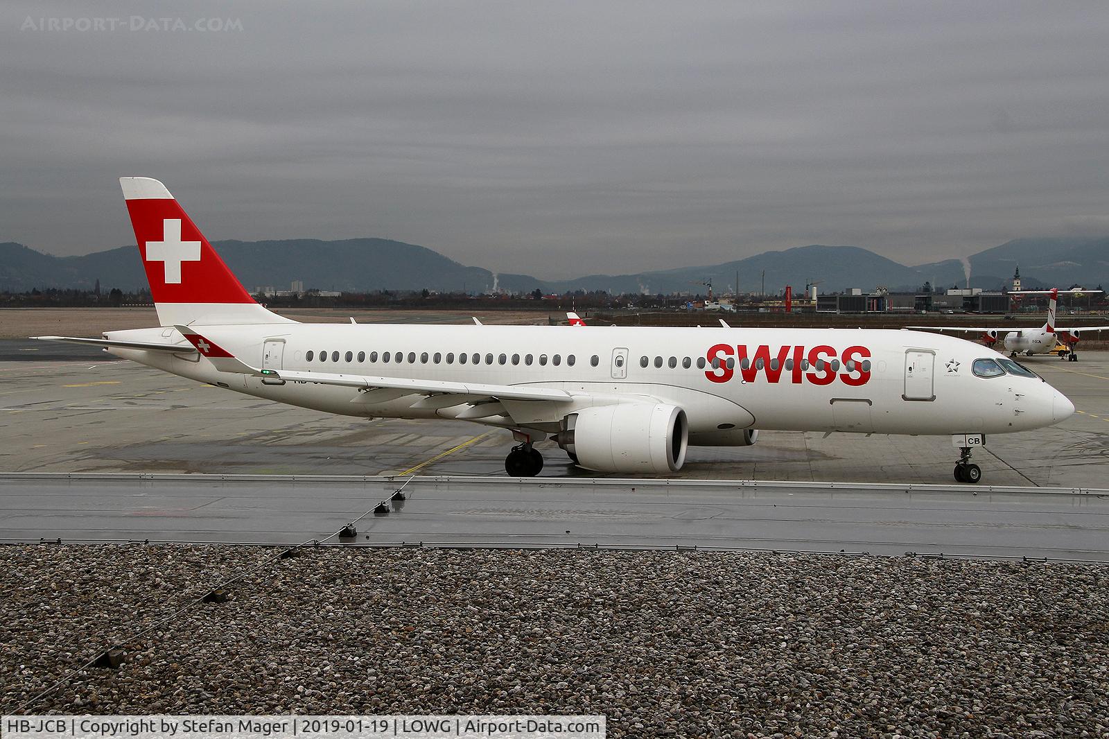 HB-JCB, 2017 Bombardier CSeries CS300 (BD-500-1A11) C/N 55011, Swiss A220-100 @GRZ