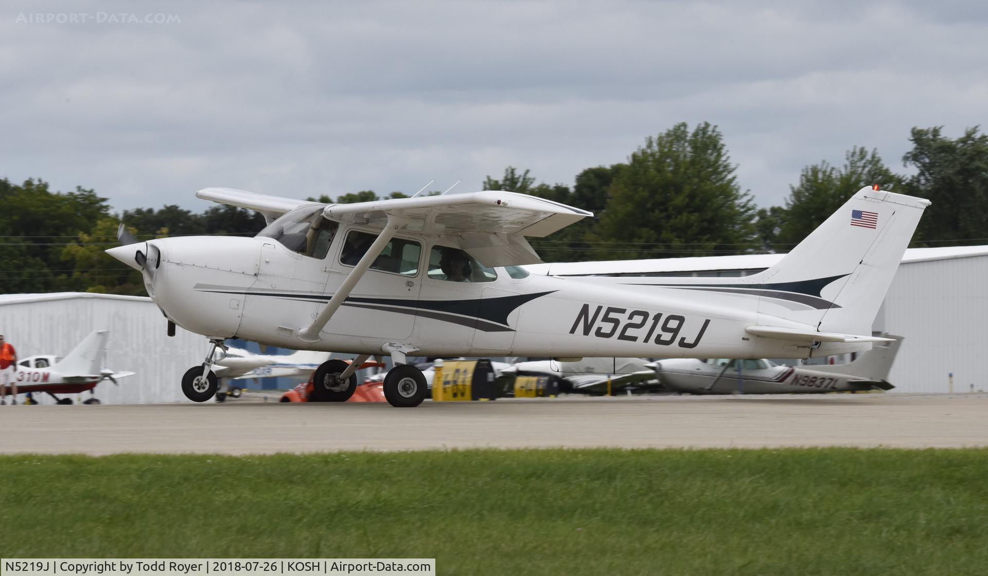 N5219J, 1980 Cessna 172N C/N 17273737, Airventure 2018