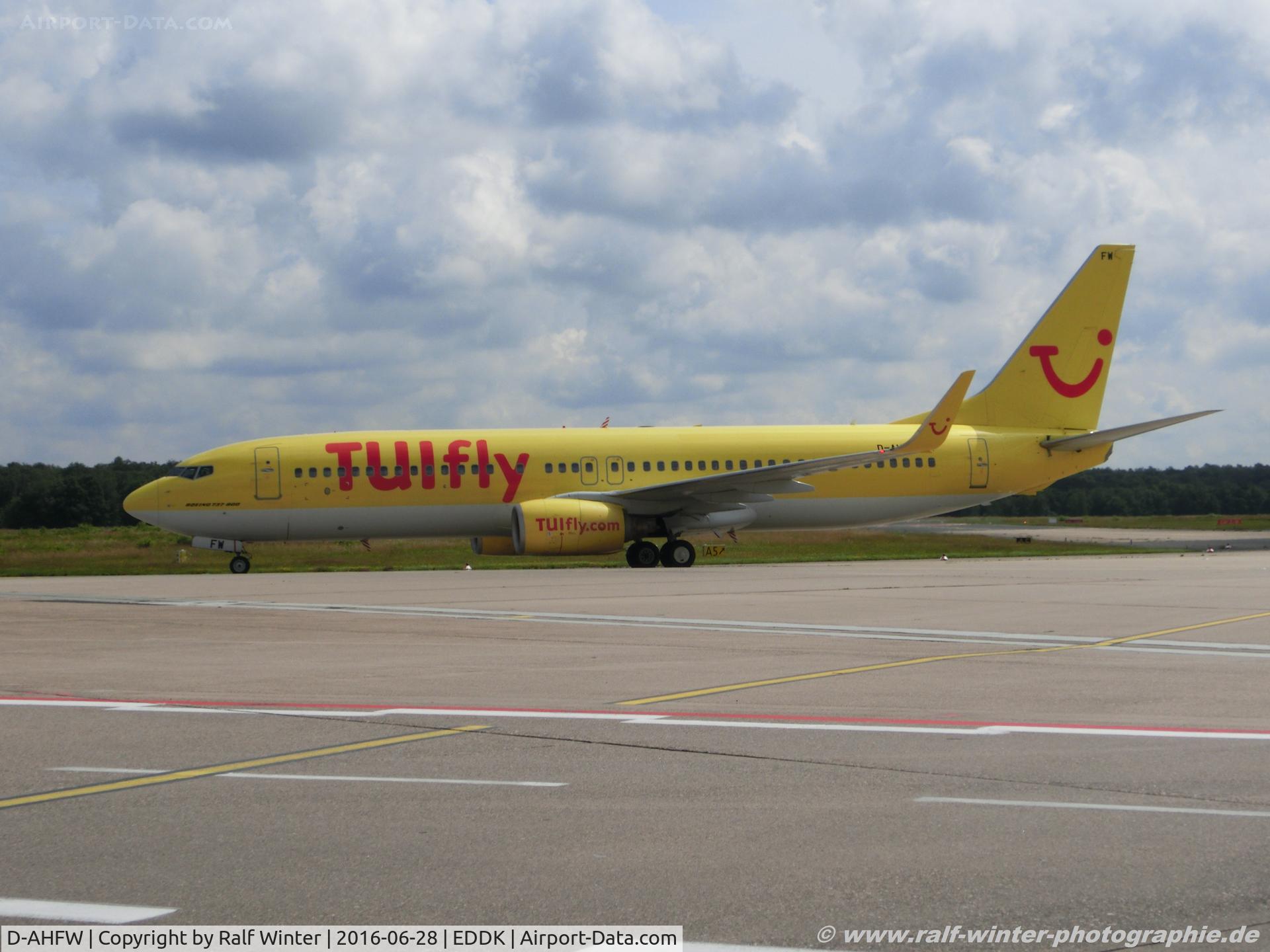D-AHFW, 2001 Boeing 737-8K5 C/N 30882, Boeing 737-8K5(W) - X3 TUI TUIfly - 30882 - D-AHFW - 28.06.2016 - CGN