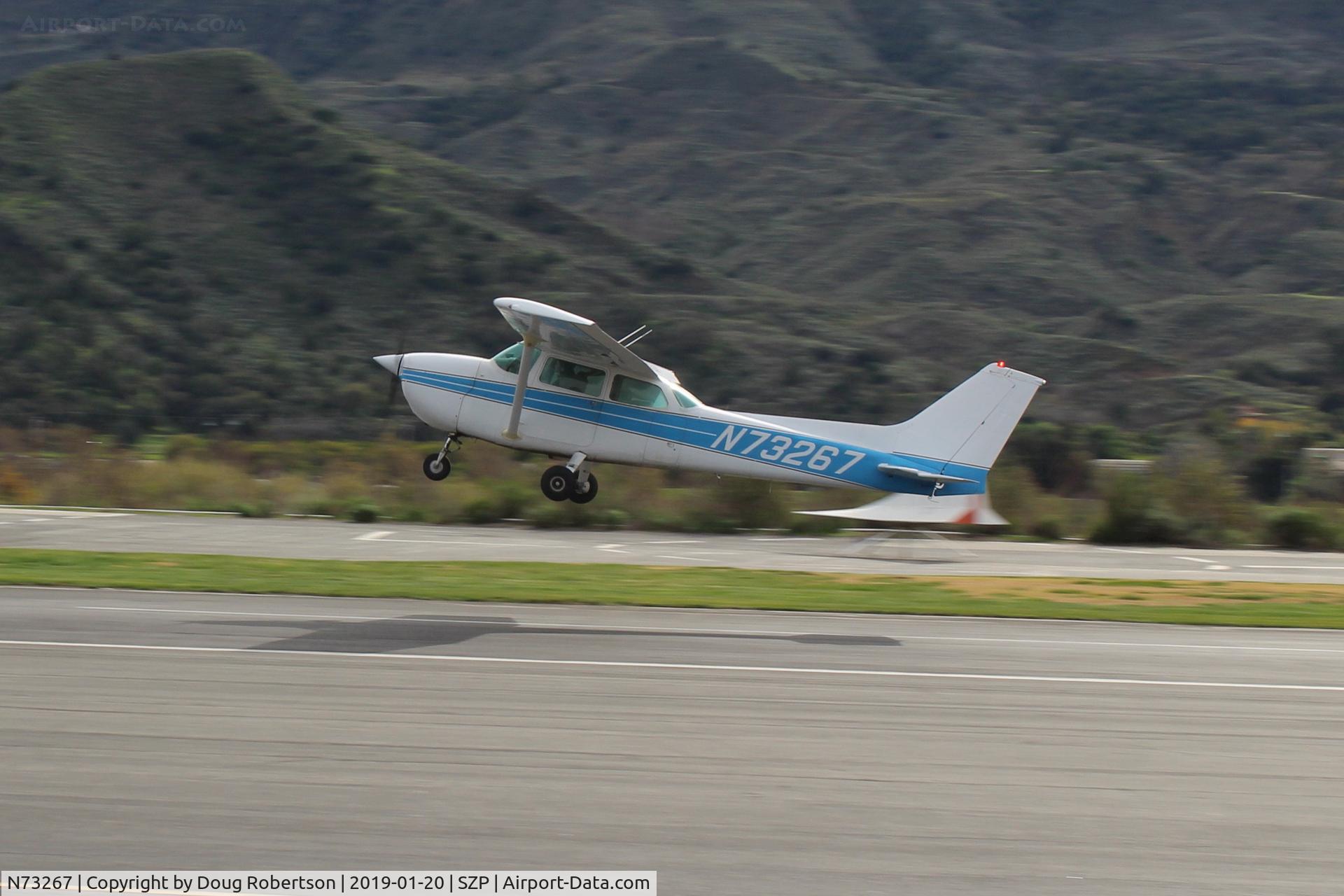 N73267, 1976 Cessna 172M C/N 17267344, 1976 Cessna 172M SKYHAWK, Lycoming O-320-E2D 150 Hp, takeoff climb Rwy 04