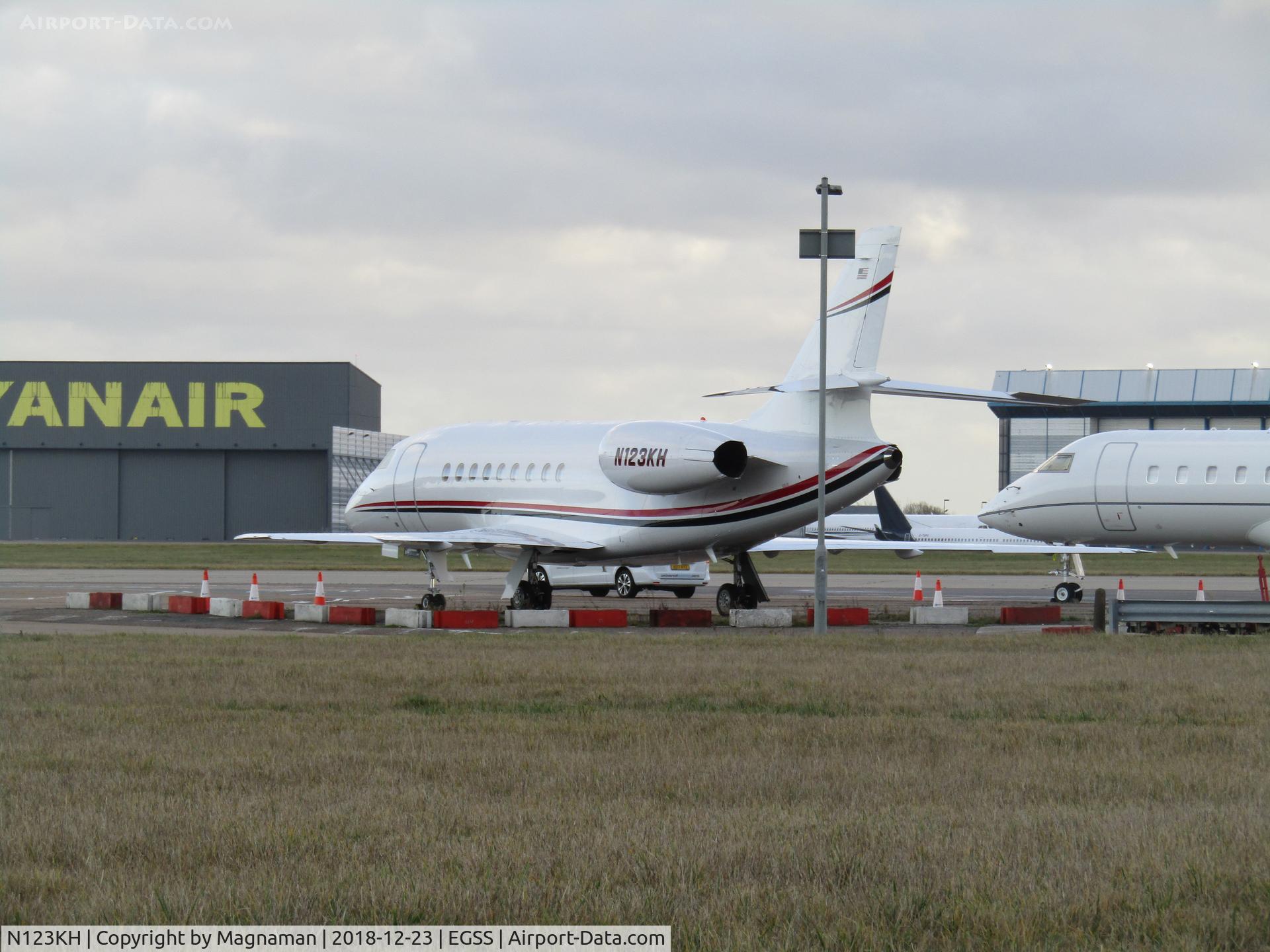 N123KH, 2007 Dassault Falcon 2000EX C/N 122, at stansted