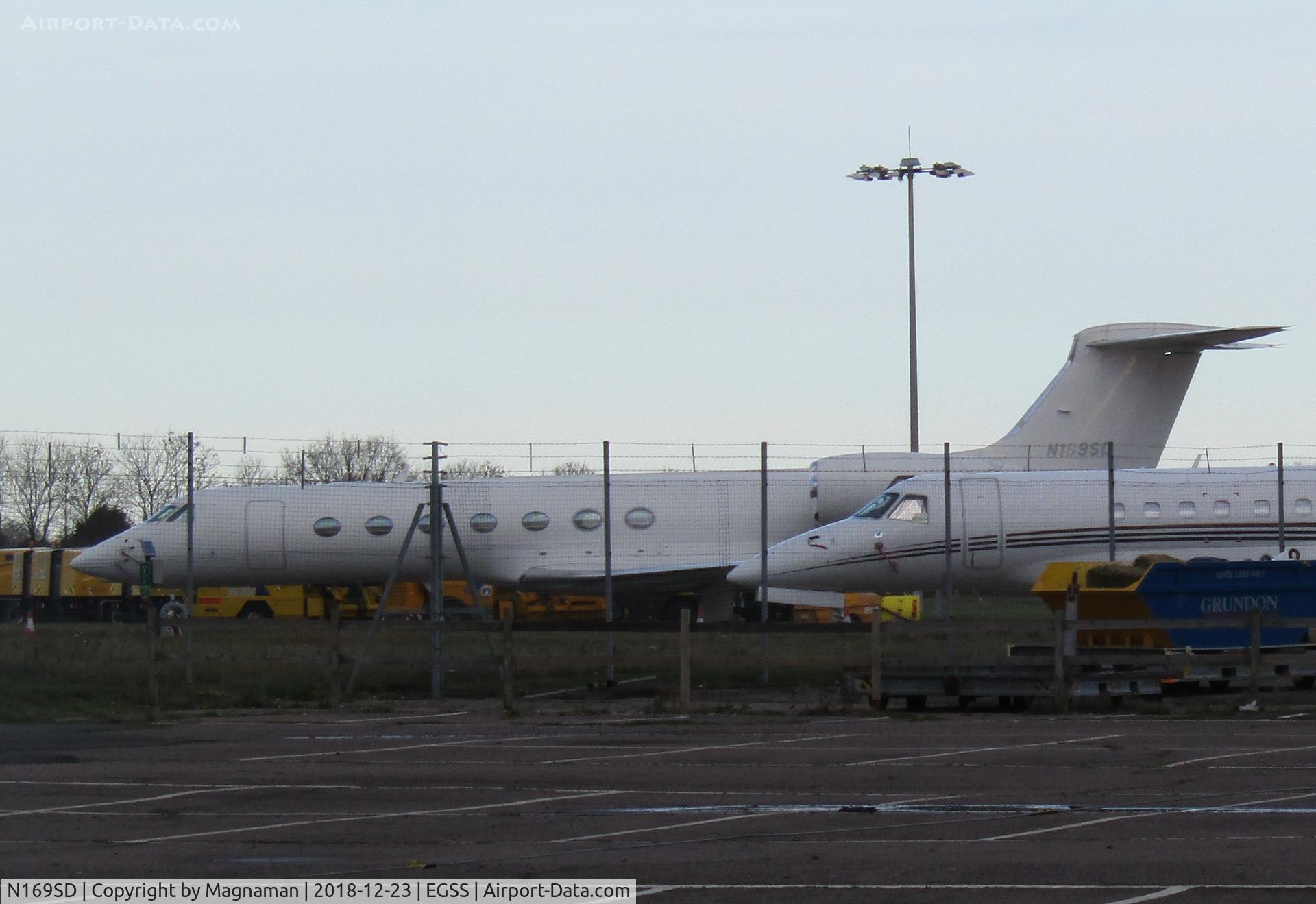 N169SD, 2008 Gulfstream Aerospace GV-SP (G550) C/N 5206, on far side at STN