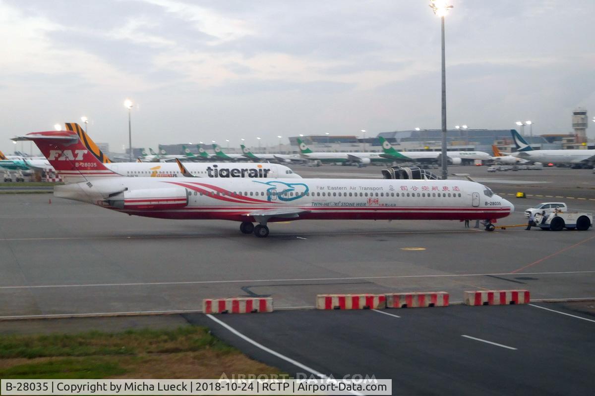 B-28035, 1995 McDonnell Douglas MD-82 (DC-9-82) C/N 53480/2127, At Taipeh