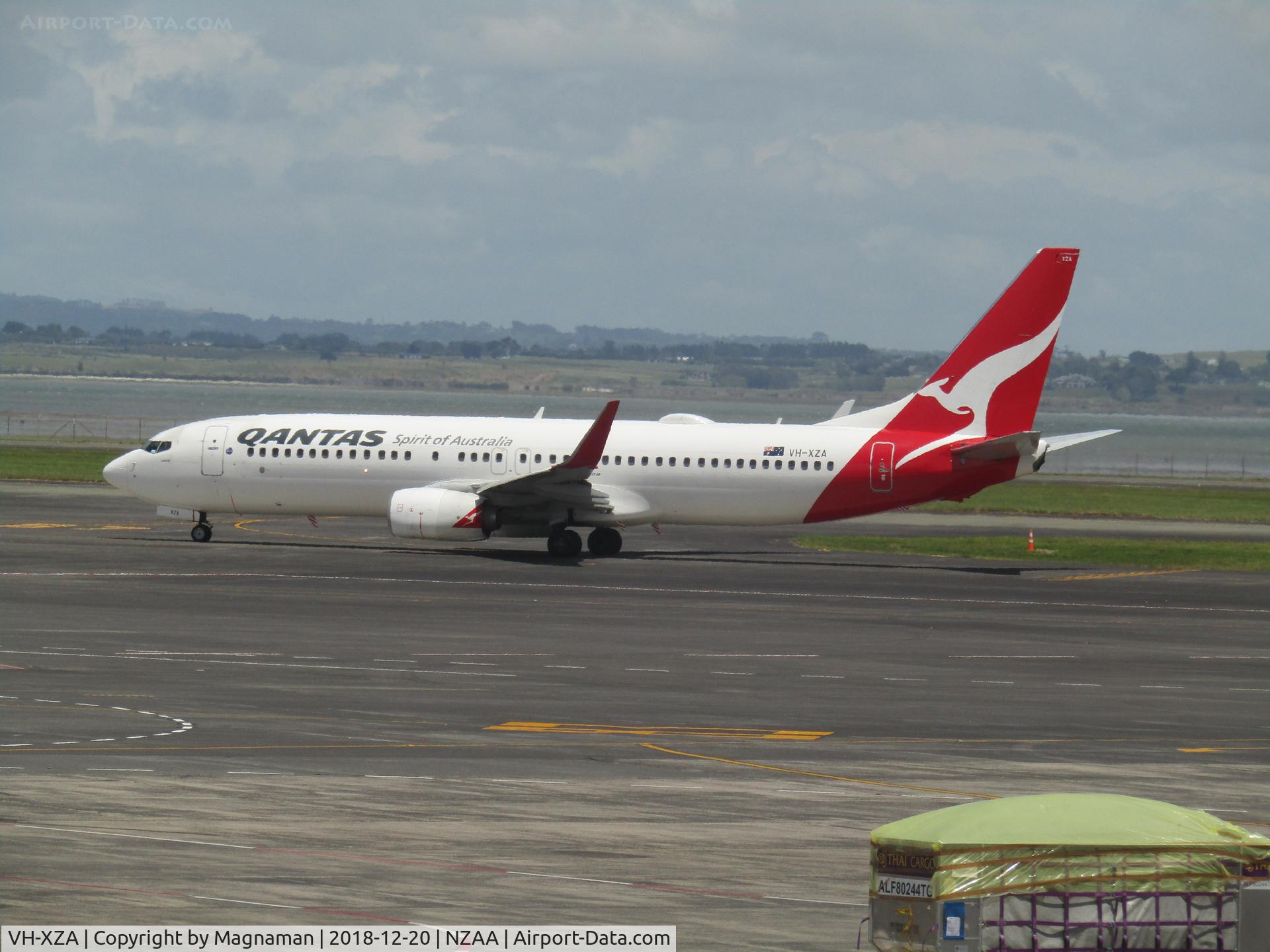 VH-XZA, 2012 Boeing 737-838 C/N 39367, at AKL