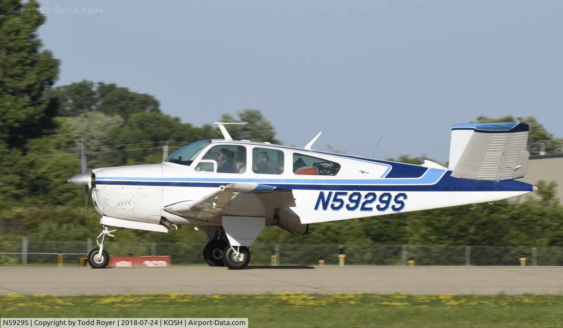 N5929S, 1966 Beech V35 Bonanza C/N D-8137, Airventure 2018
