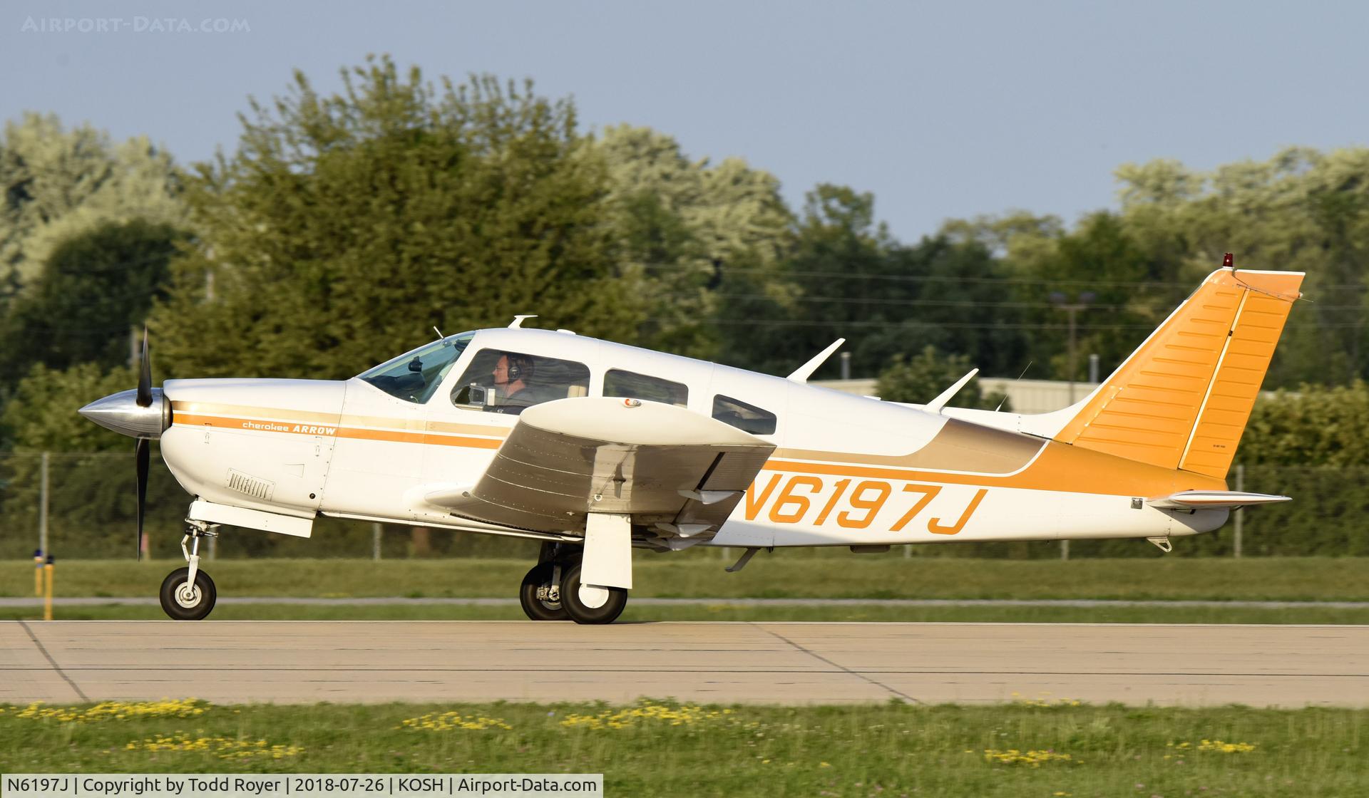 N6197J, 1976 Piper PA-28R-200 Cherokee Arrow C/N 28R-7635319, Airventure 2018