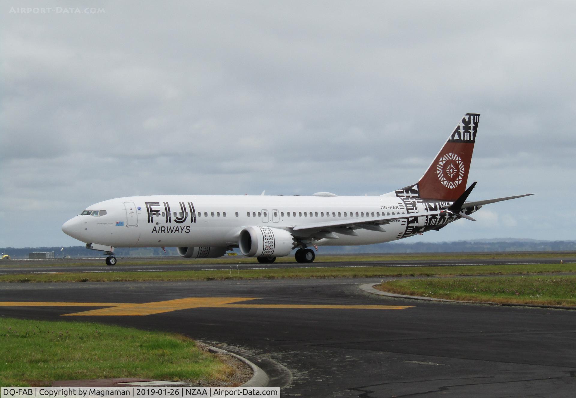 DQ-FAB, 2018 Boeing 737-8 MAX C/N 64307, leaving AKL