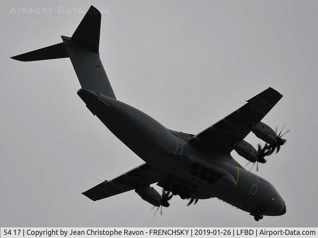 54 17, 2017 Airbus A400M-180 Atlas C/N 067, GAF039 landing runway 23