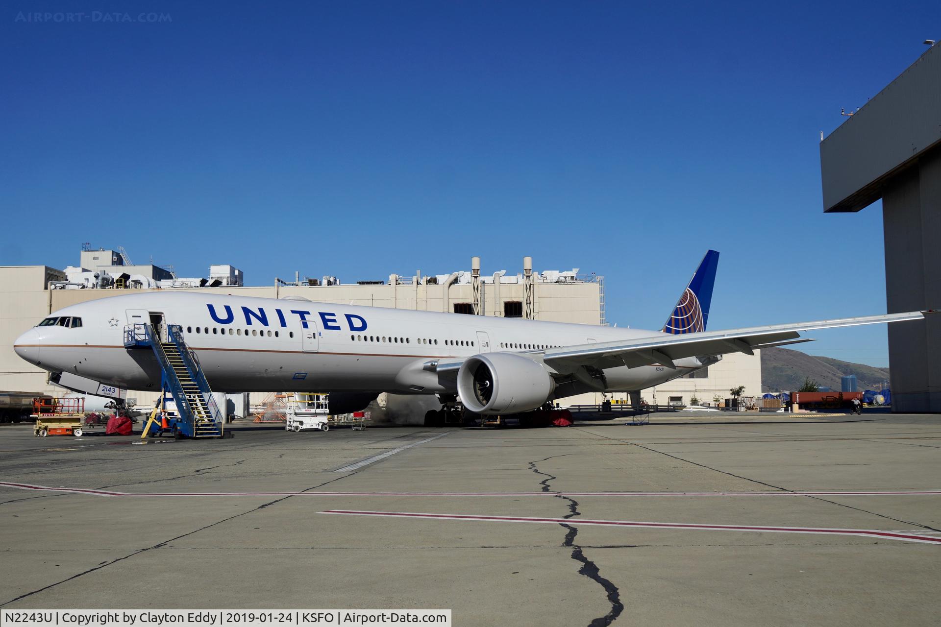 N2243U, 2017 Boeing 777-300/ER C/N 63723, SFO 2019.
