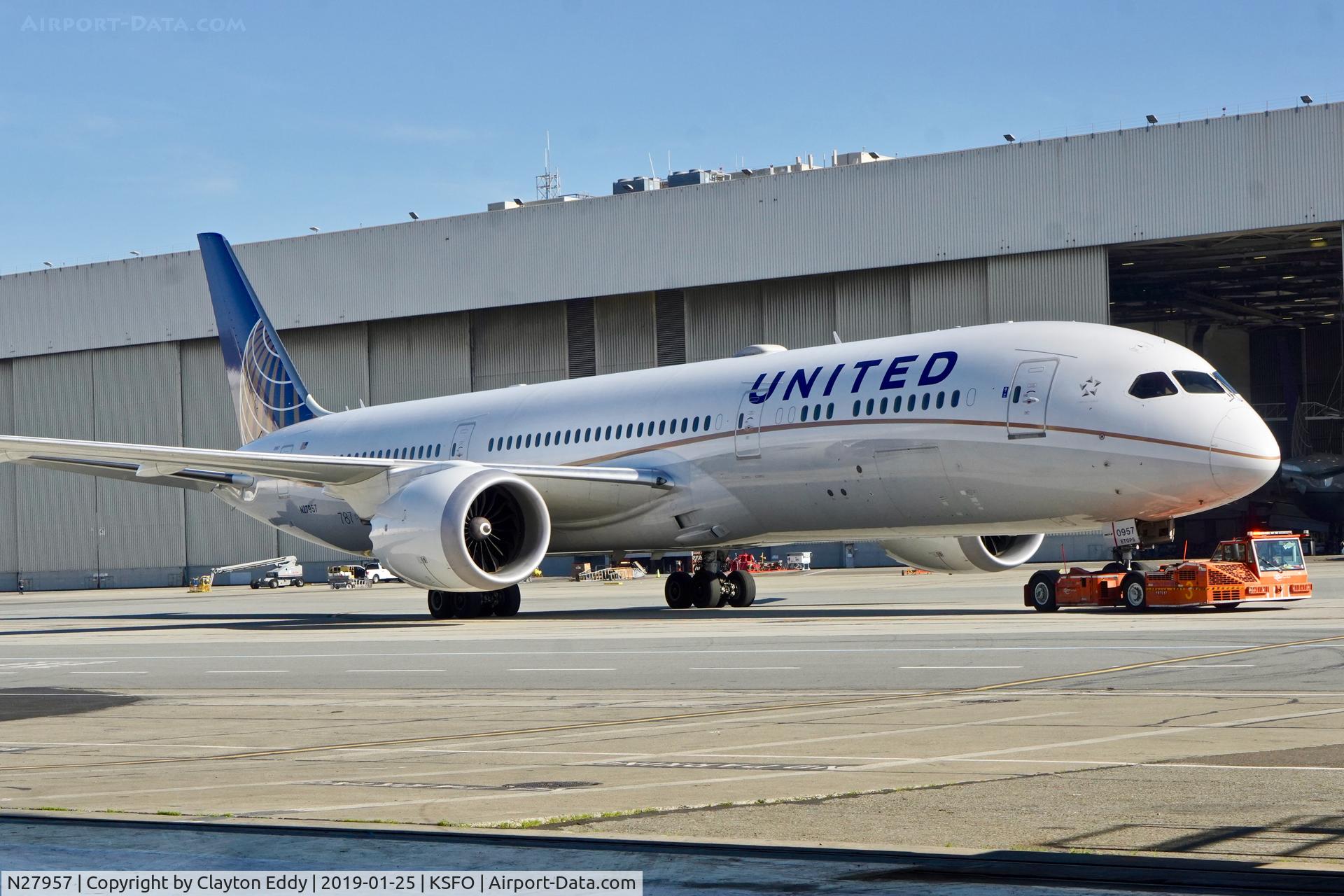 N27957, 2015 Boeing 787-9 Dreamliner C/N 36409, SFO 2019.