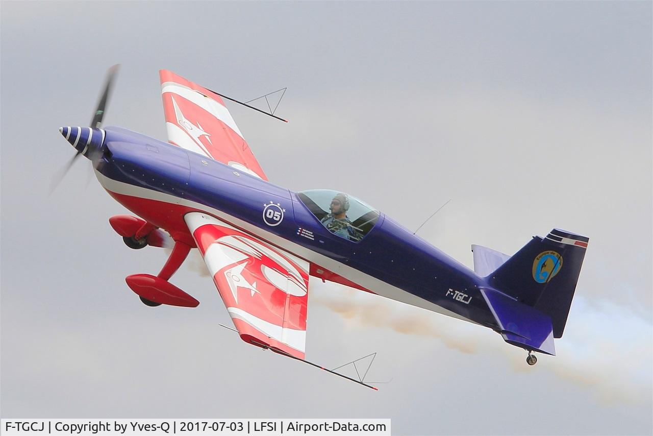 F-TGCJ, Extra EA-330SC C/N 05, Extra 330SC, French Air Force aerobatic team, On display, St Dizier-Robinson Air Base 113 (LFSI) Open day 2017