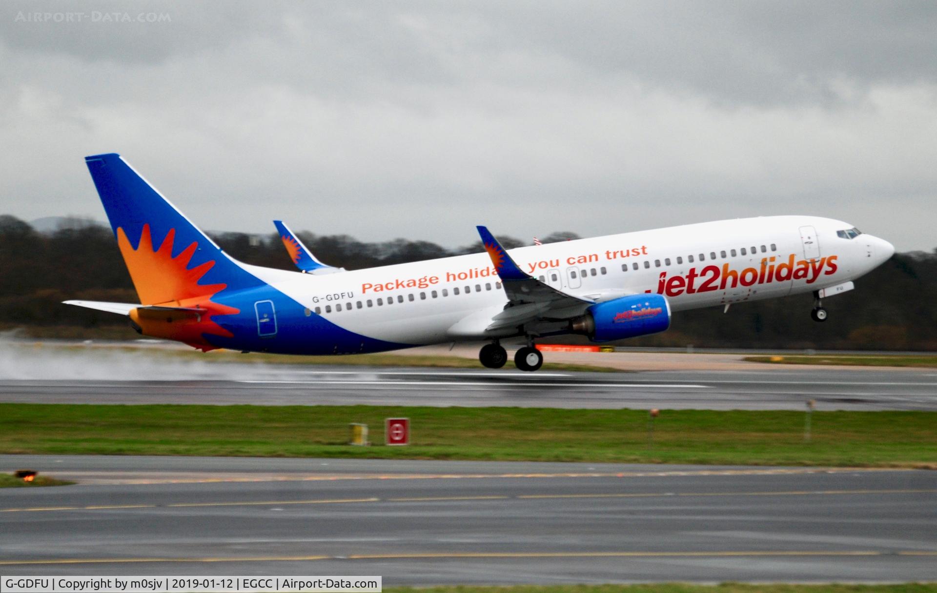 G-GDFU, 2001 Boeing 737-8K5 C/N 30416, Taken From RVP on a Cold and Damp Saturday