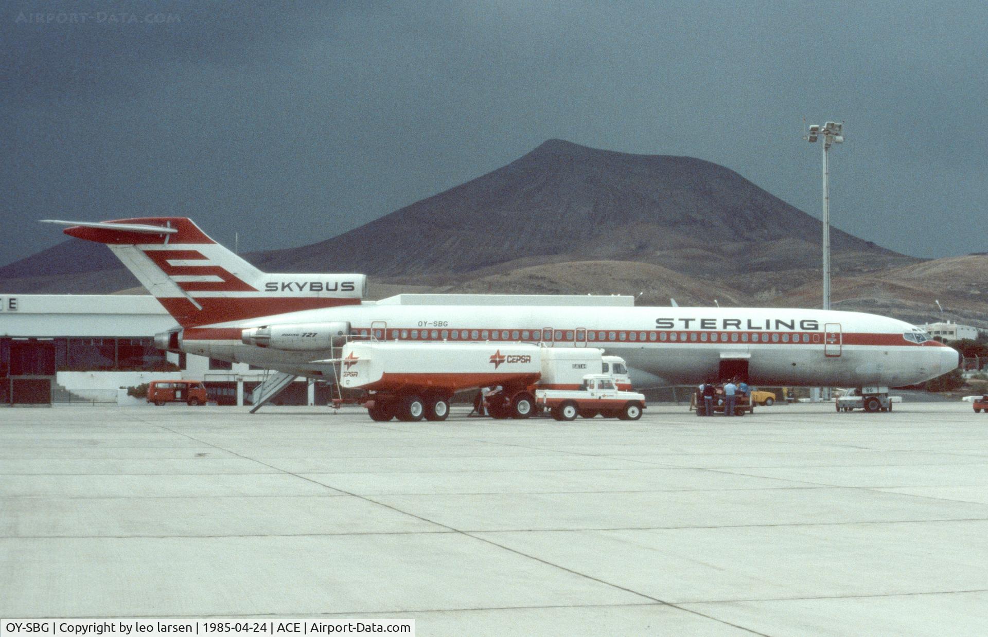 OY-SBG, 1981 Boeing 727-2J4 C/N 22574, Lanzarote 24.4.1985