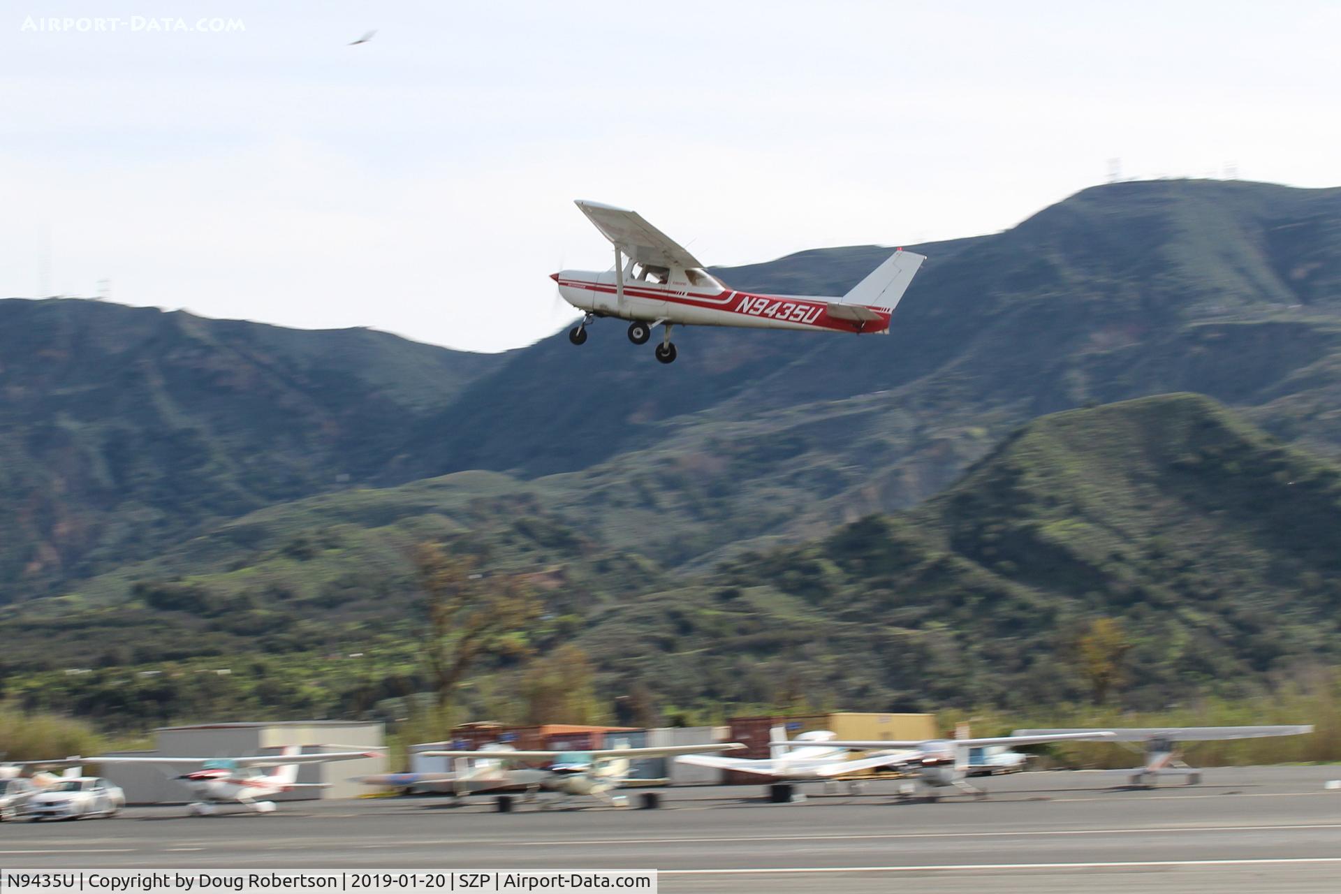 N9435U, 1976 Cessna 150M C/N 15078383, 1976 Cessna 150M, Continental O-200 100 Hp, takeoff climb Rwy 04