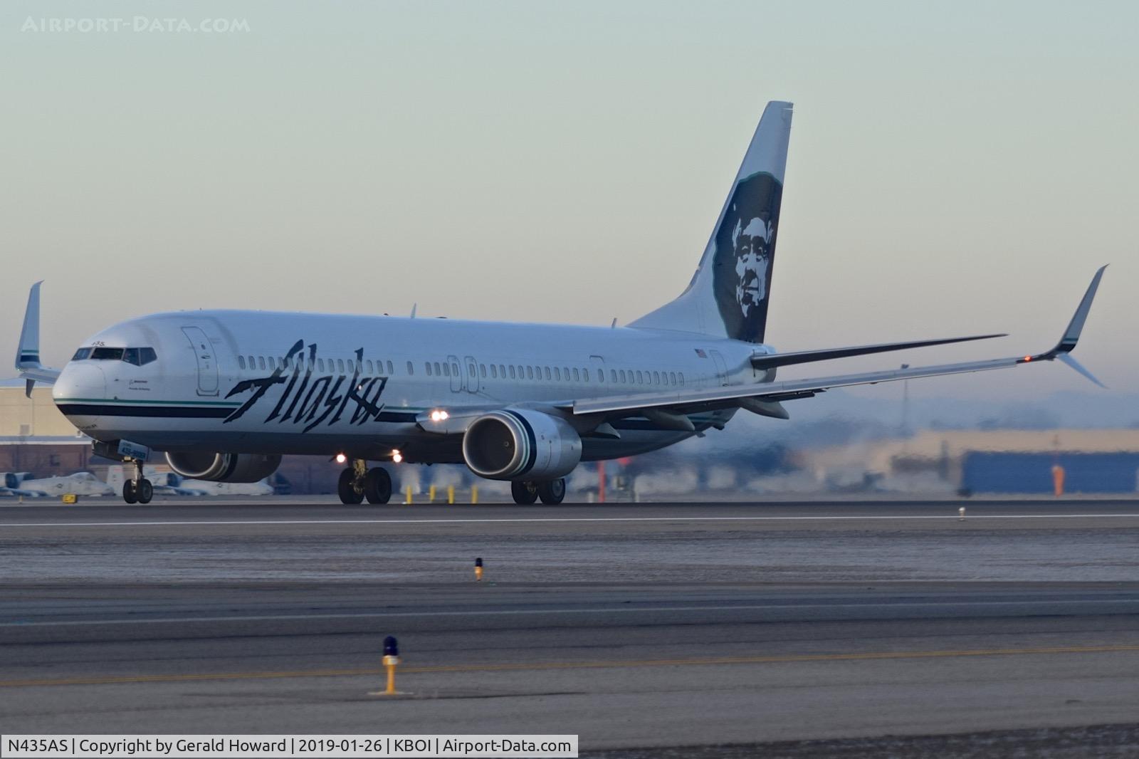 N435AS, 2013 Boeing 737-990/ER C/N 43292, Take off run on RWY 10L.